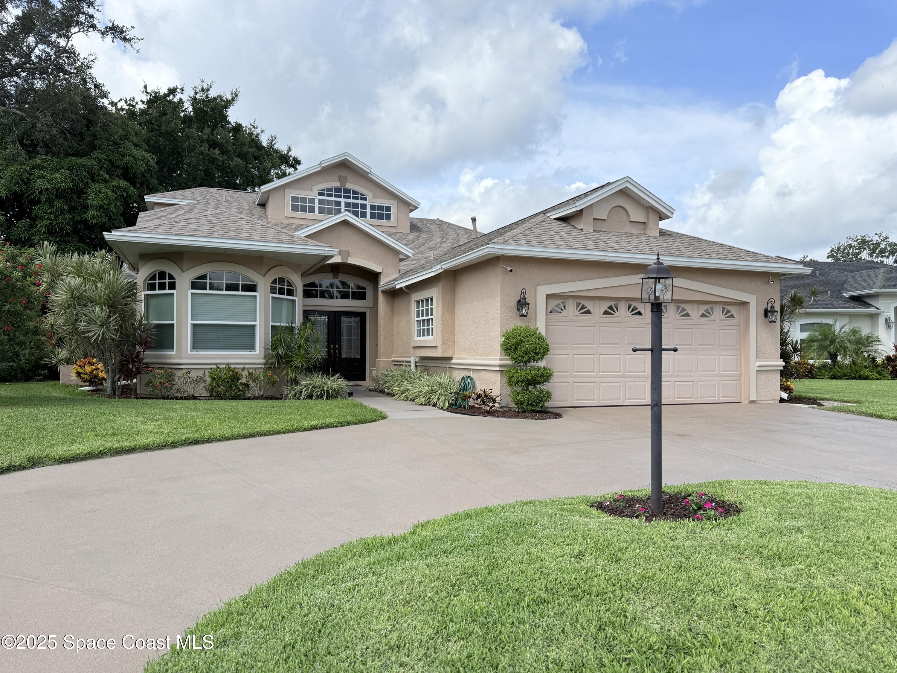 685 Bella Vista Drive