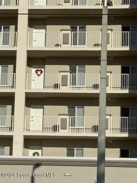 1805 Riverside Drive 404