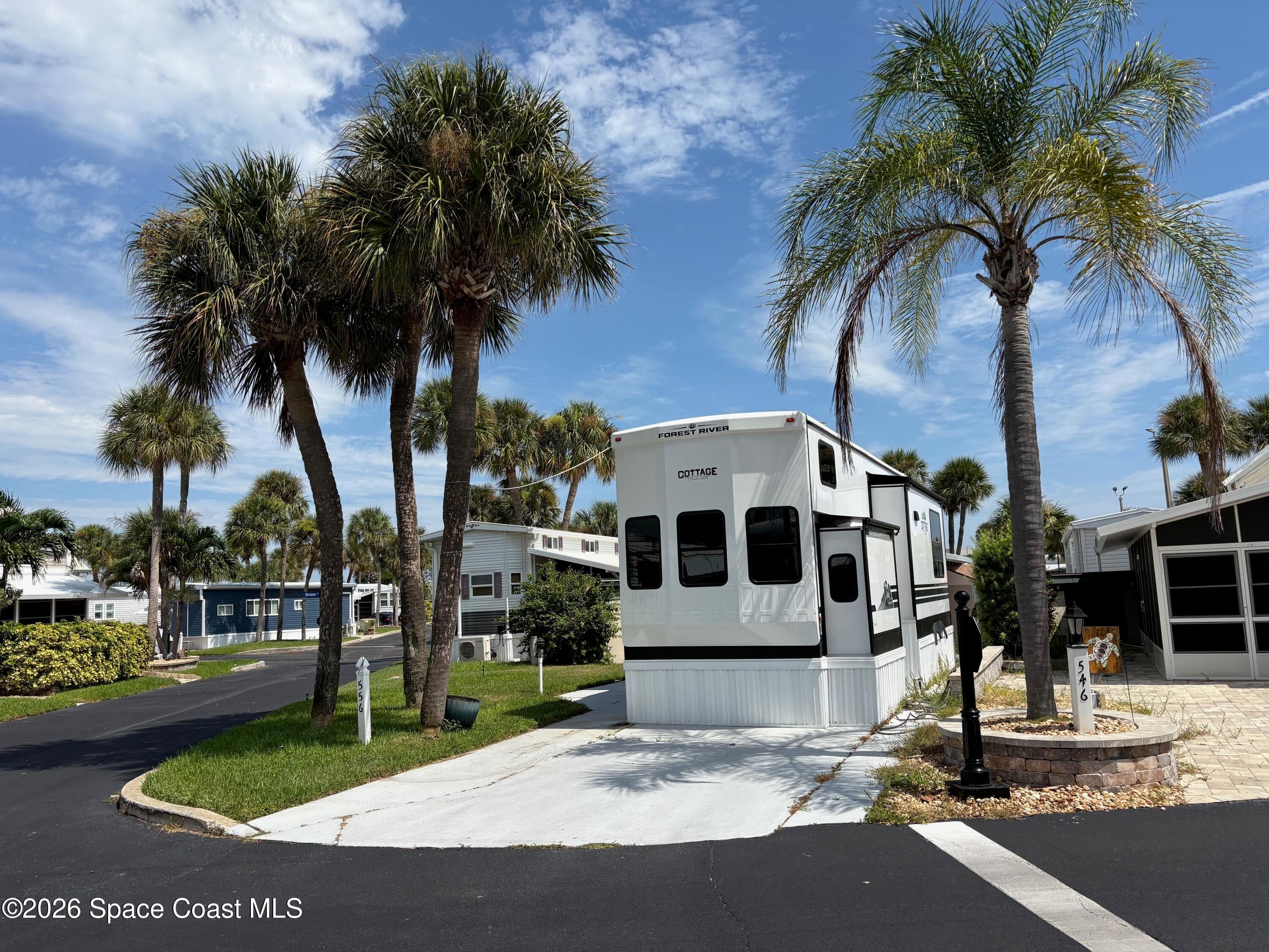 556 Pier Lane 451