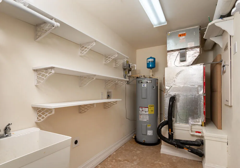 Melbourne, Florida 32901, United States, 3 Bedrooms Bedrooms, ,3 BathroomsBathrooms,Residential,Active,257006