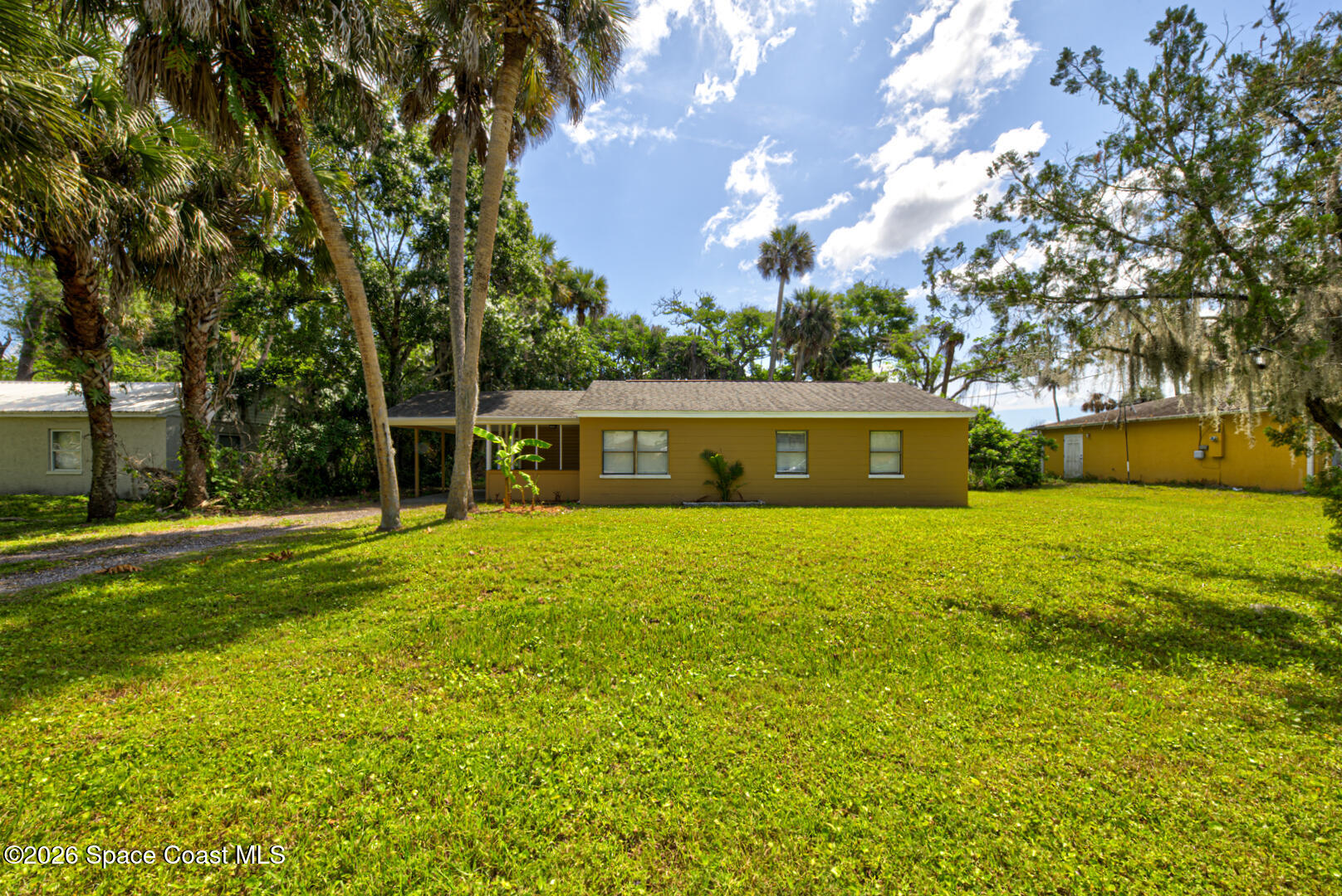 212 Plumosa Drive