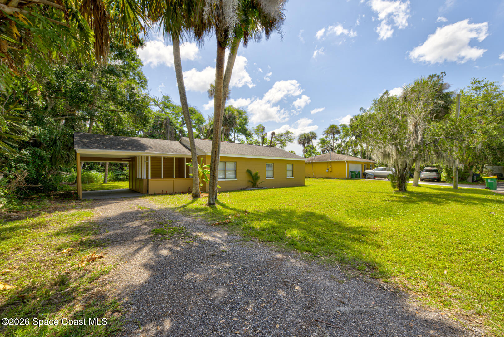 212 Plumosa Drive