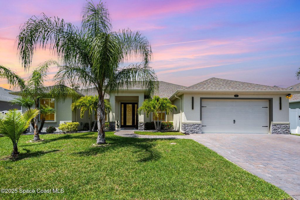 Photo of 840 Hawks Ridge Court NE, Palm Bay, FL 32905 (MLS # 1056432)