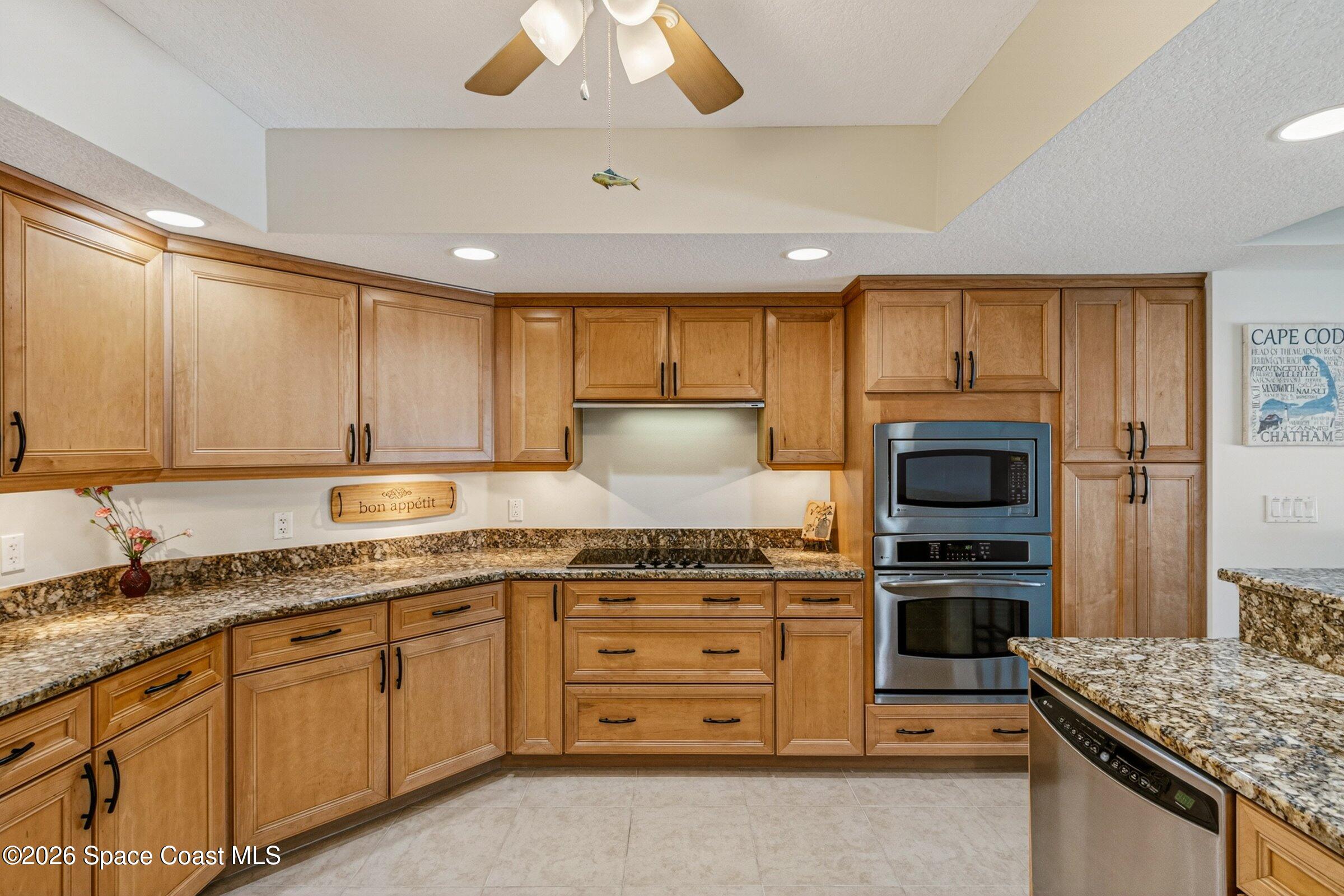 410 Hayes Avenue 303