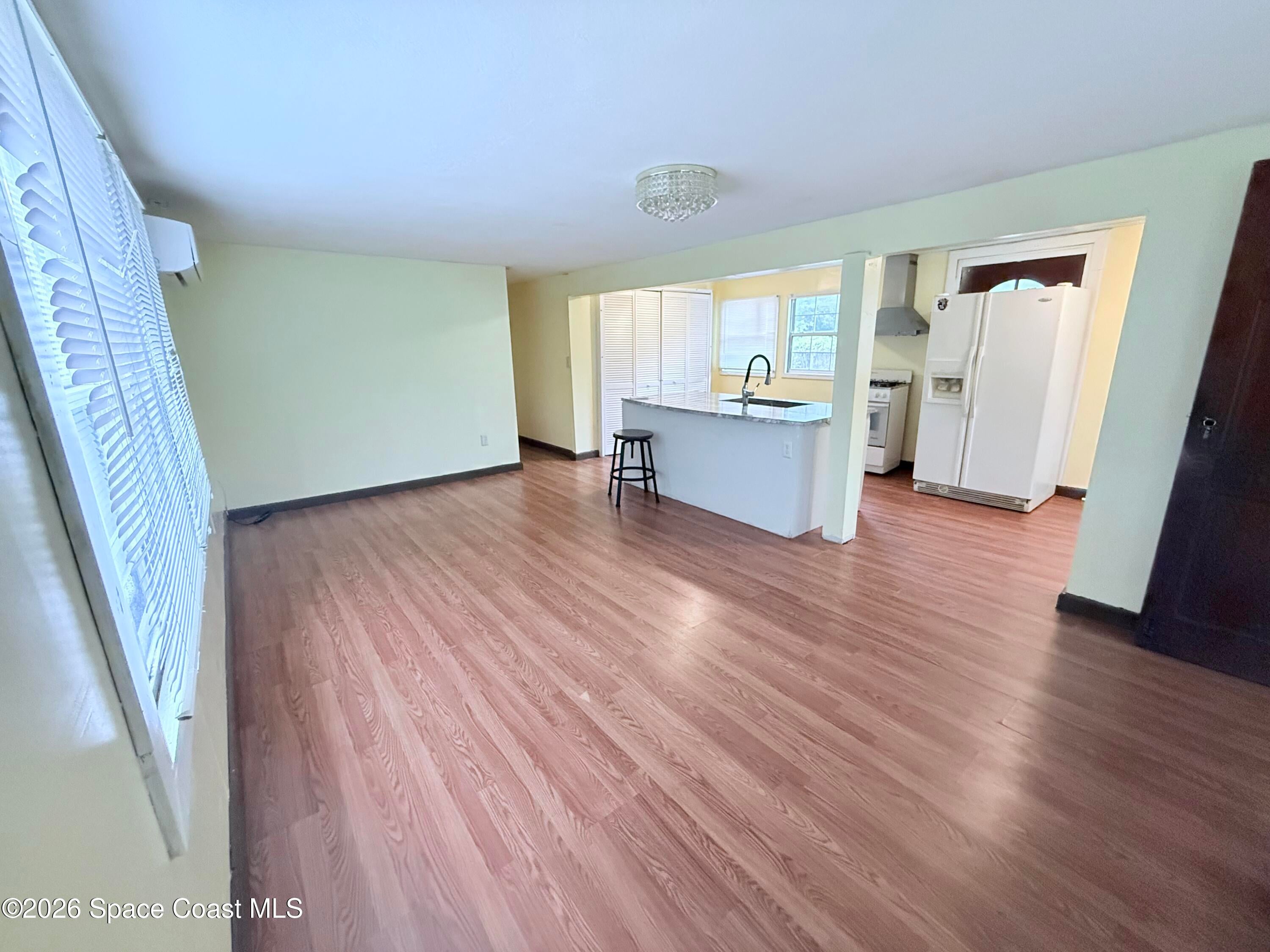 3443 W Jefferson Street