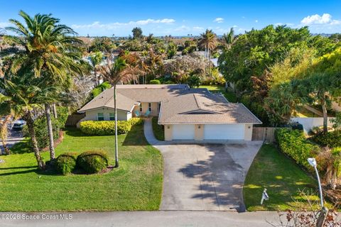 Photo of 405 5th Avenue, Melbourne Beach, FL 32951 (MLS # 1075301)