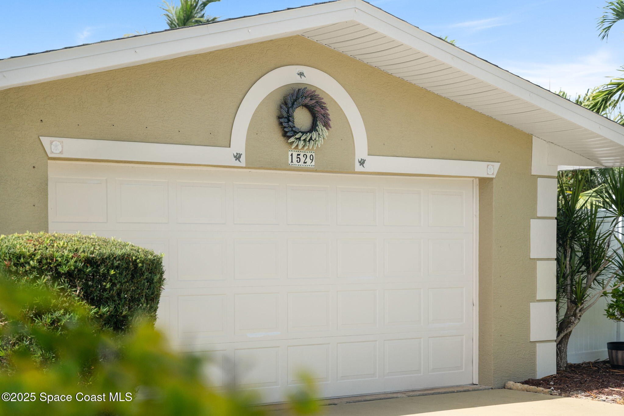 1529 Bay Shore Drive