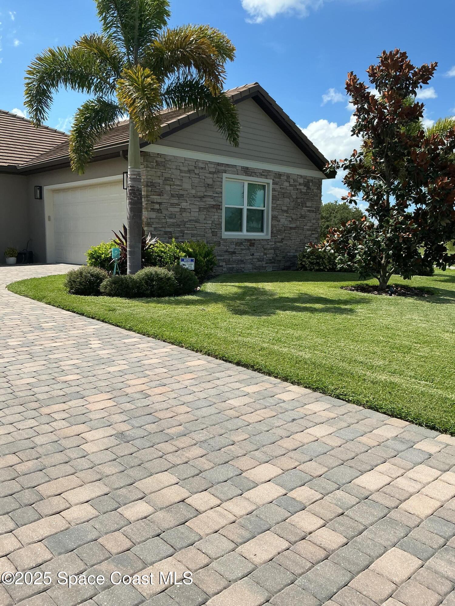 3270 Quantum Place