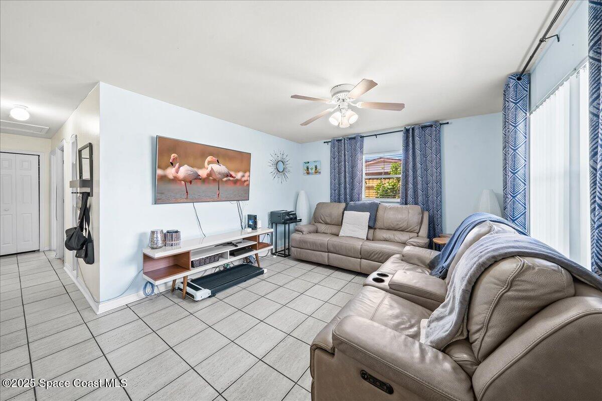 2145 Canterbury Lane