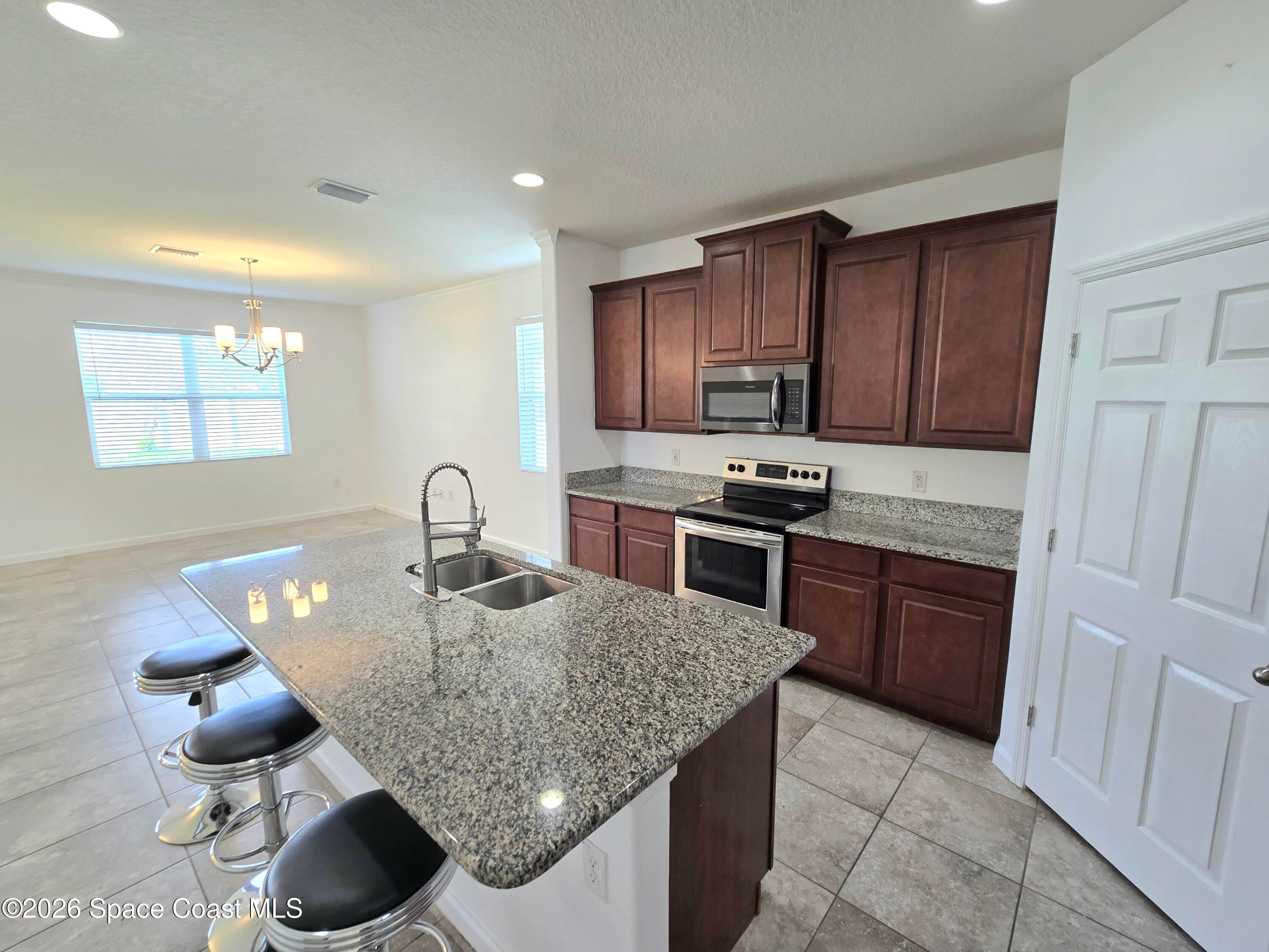 1723 Musgrass Circle