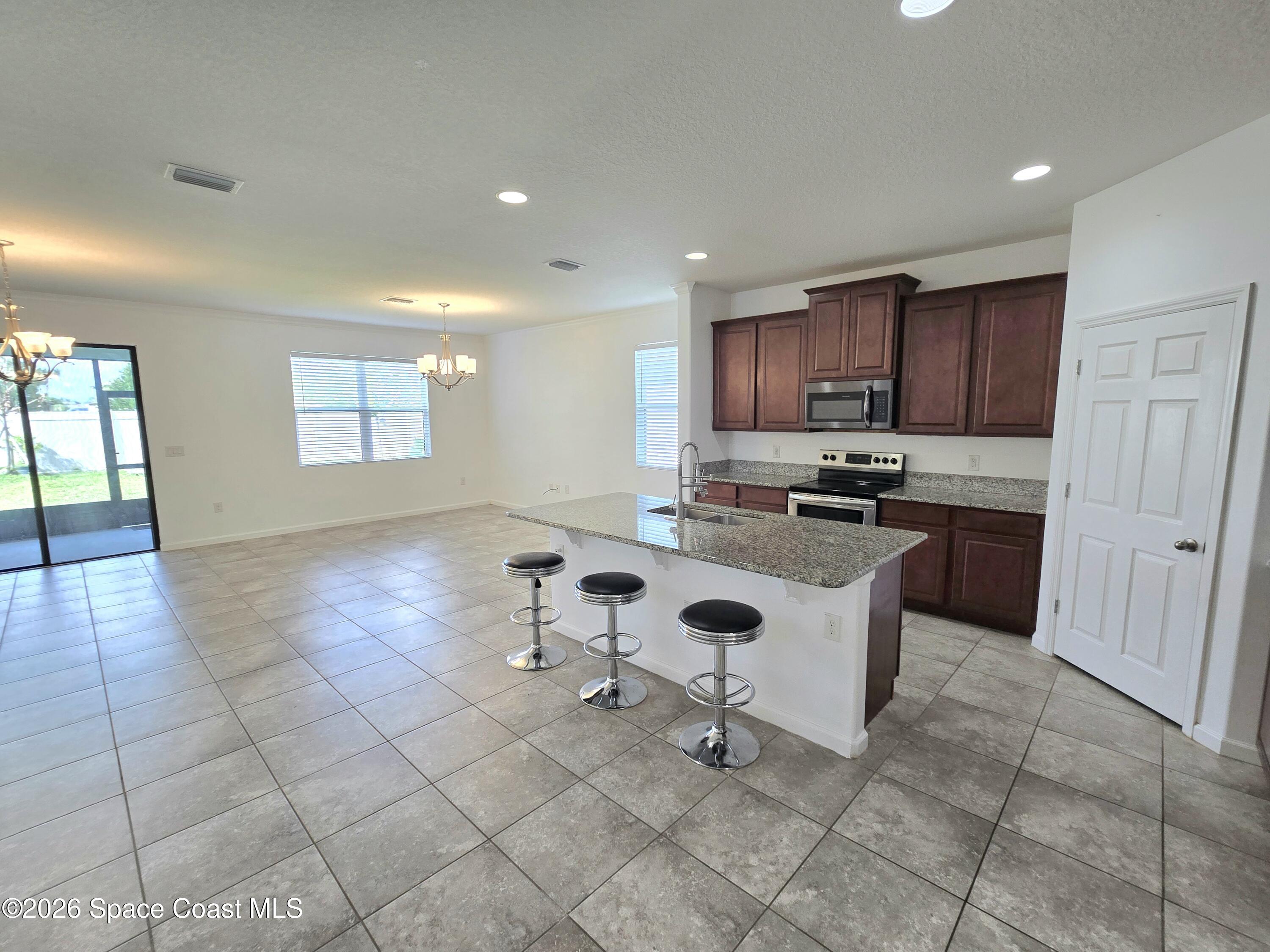 1723 Musgrass Circle