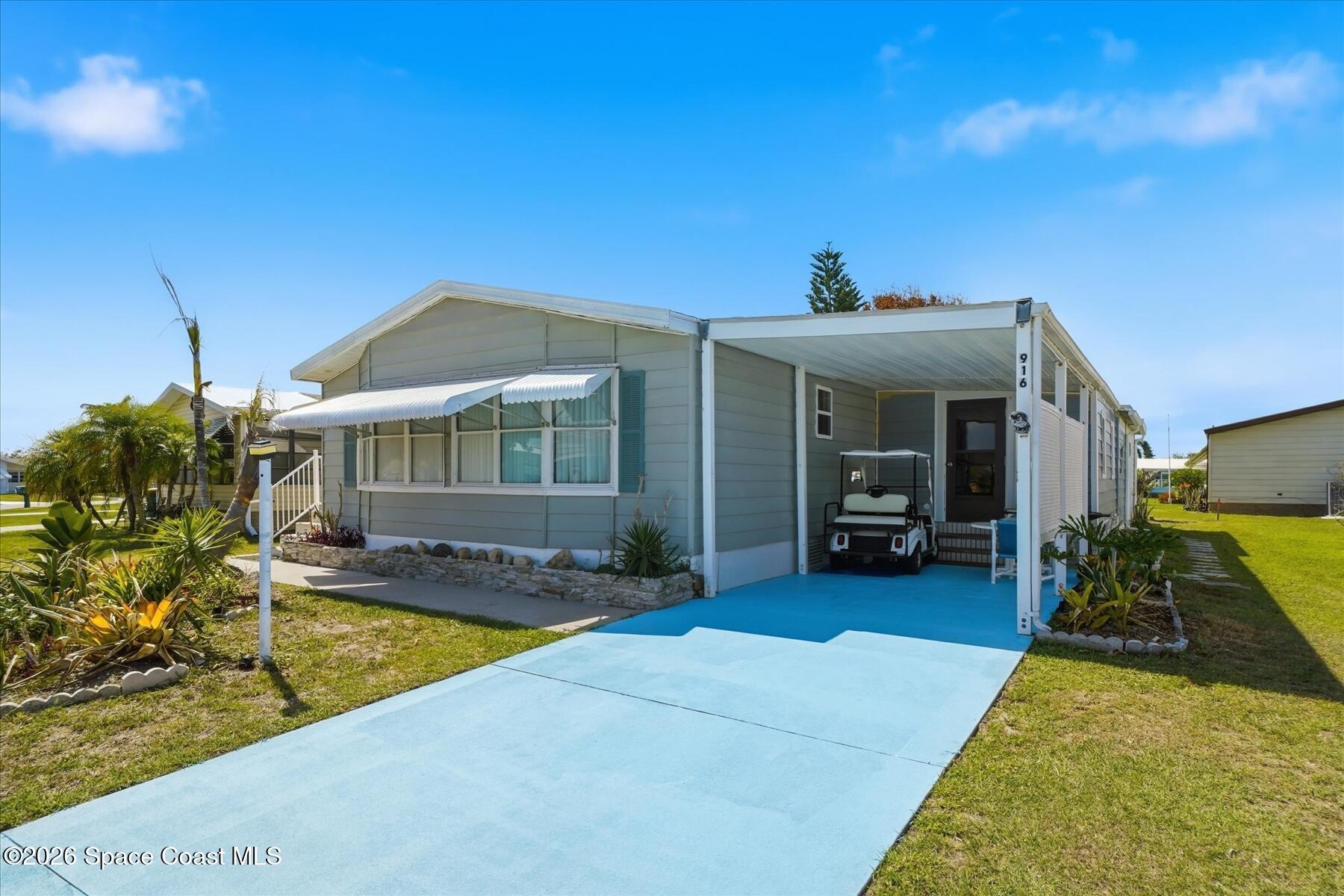 916 Jacaranda Drive