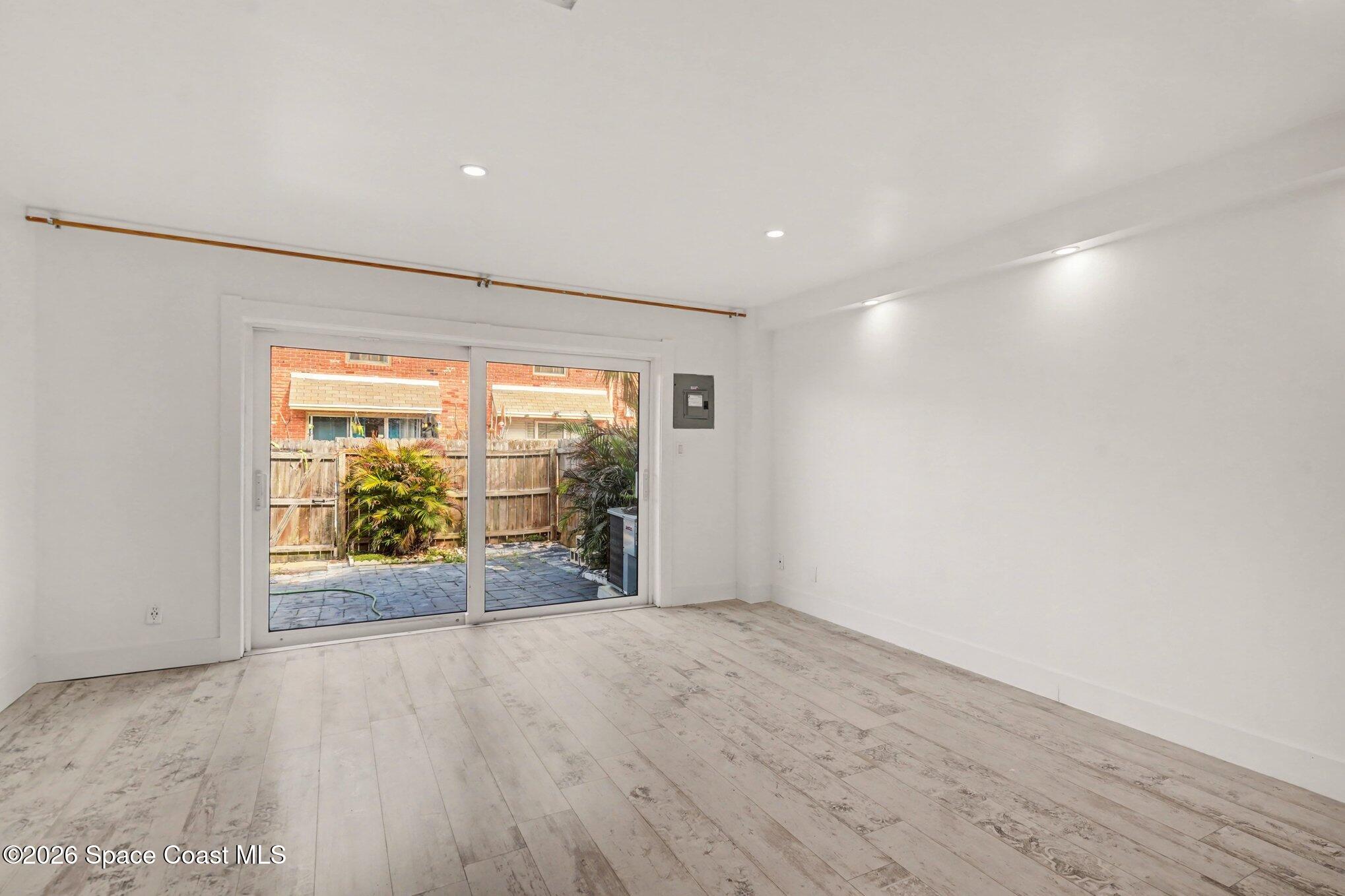 930 S Colonial Court 119