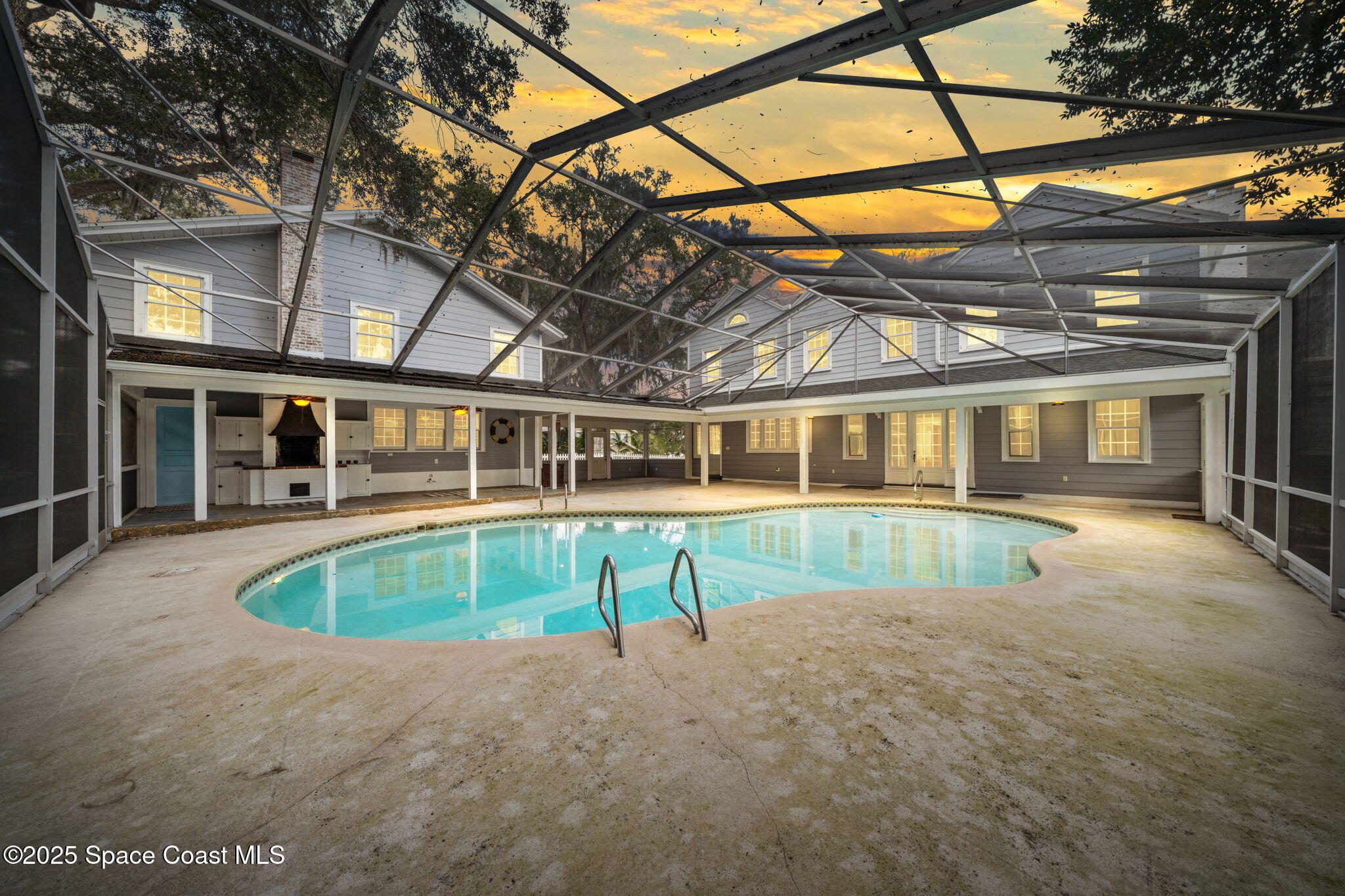 875 N Indian River Drive