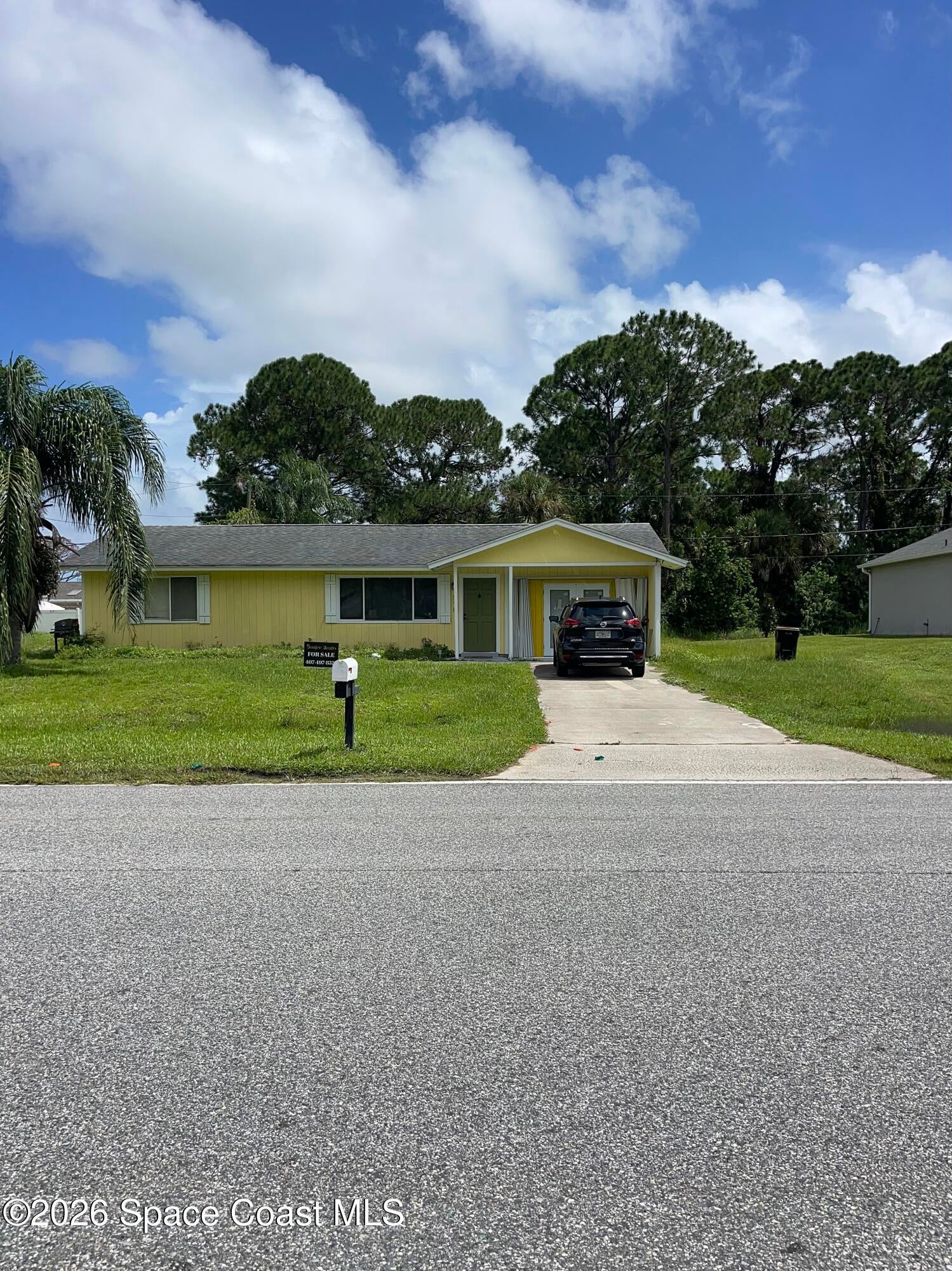 219 SE Eldron Boulevard SE 10