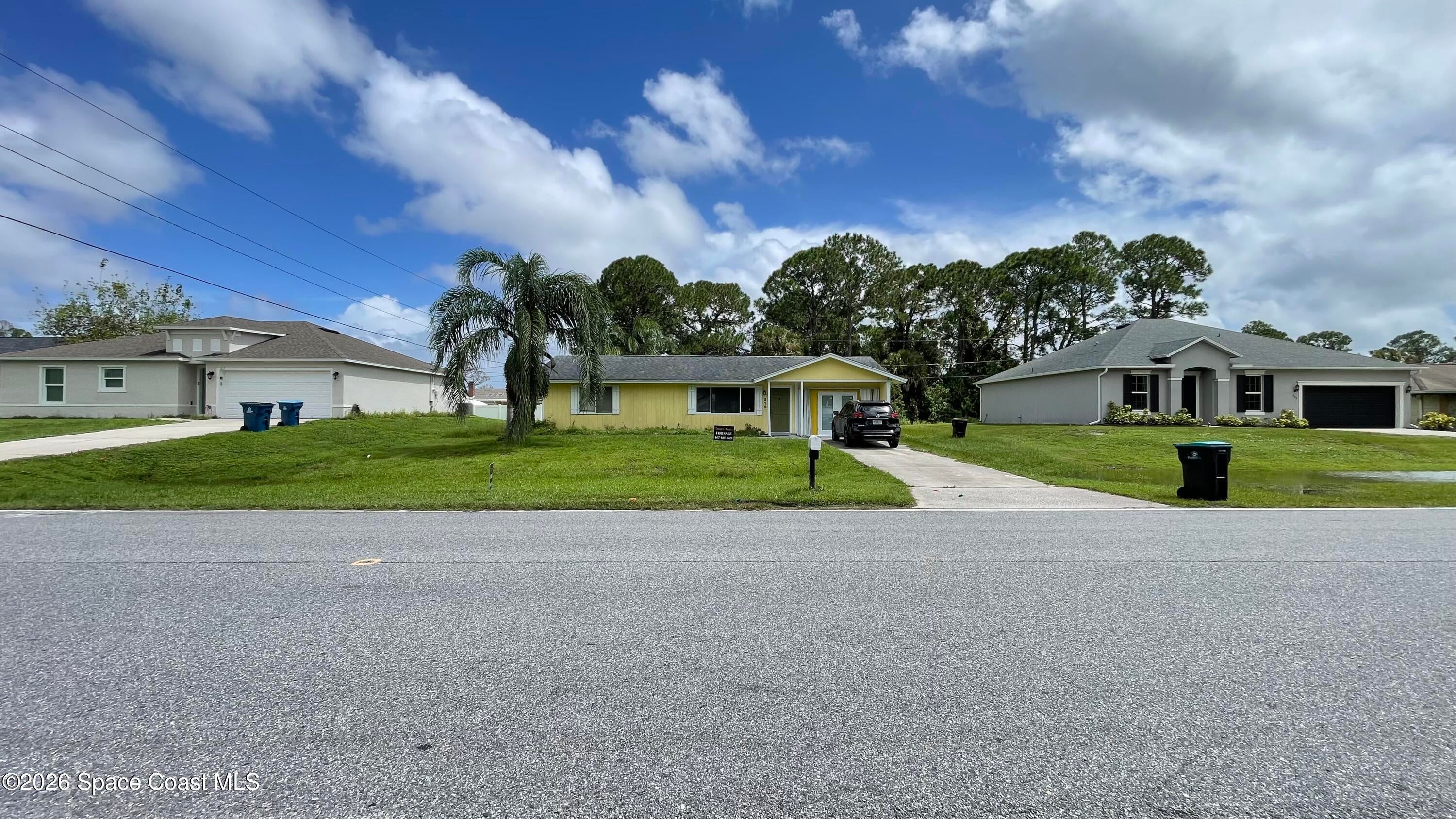 219 SE Eldron Boulevard SE 10