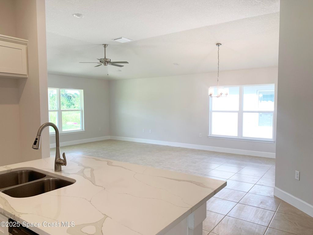 Photo of 1686 Kylar Drive NW, Palm Bay, FL 32907 (MLS # 1058252)