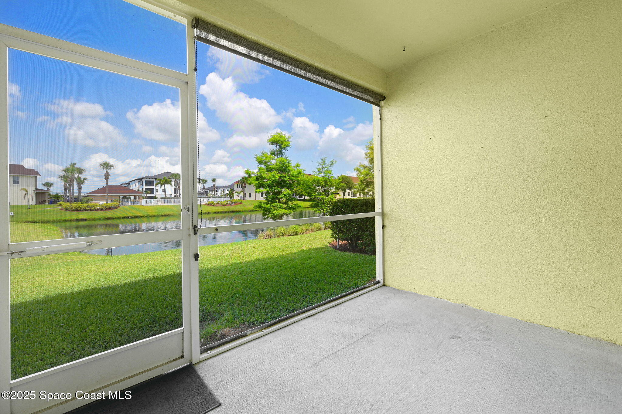 3920 Playa Del Sol Drive 104