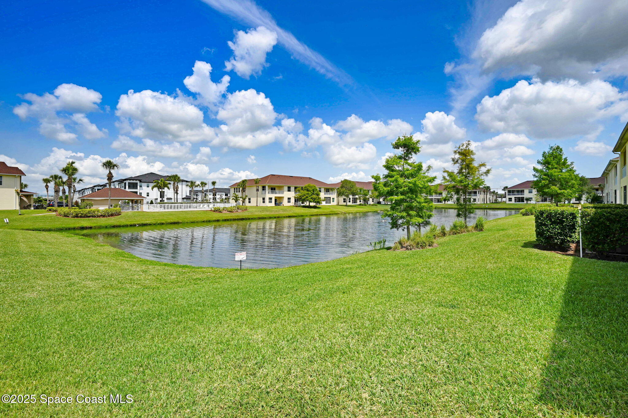 3920 Playa Del Sol Drive 104