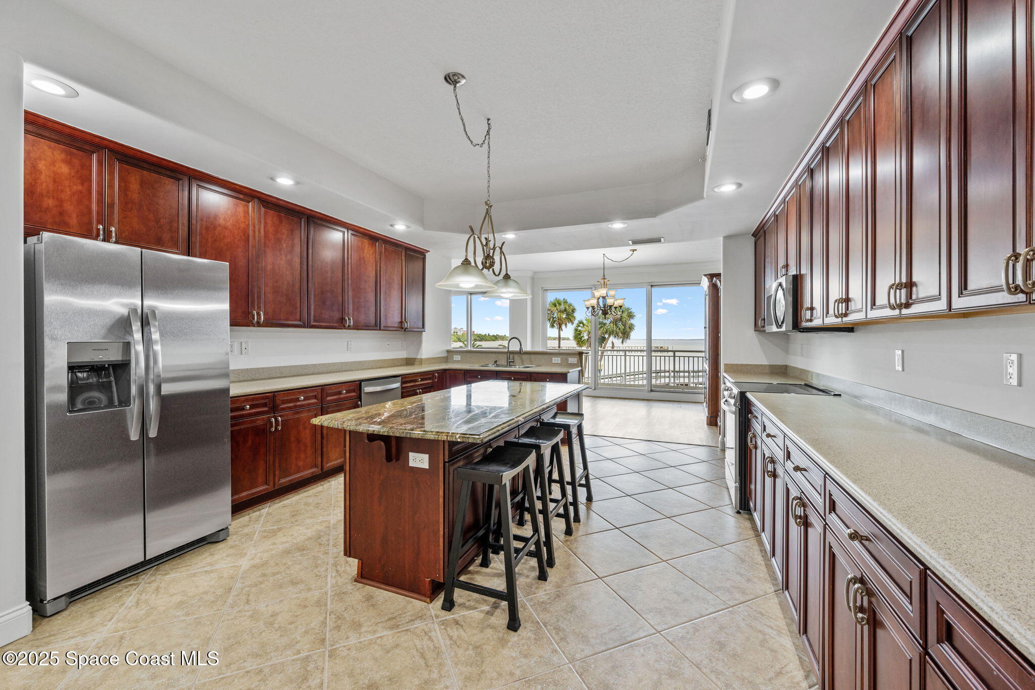 4975 Dixie Hwy NE 201