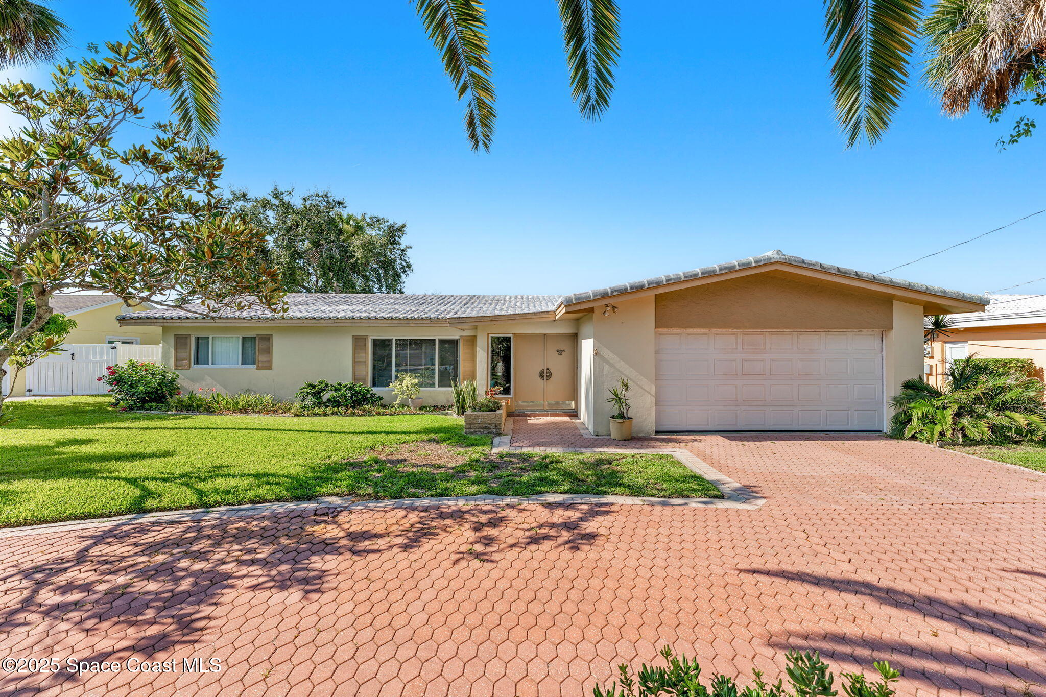 1095 Samar Road