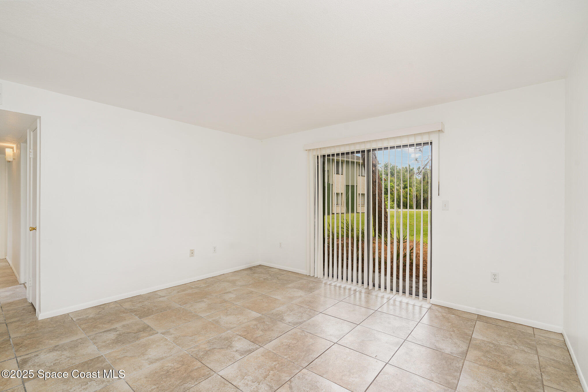 2219 Flower Tree Circle
