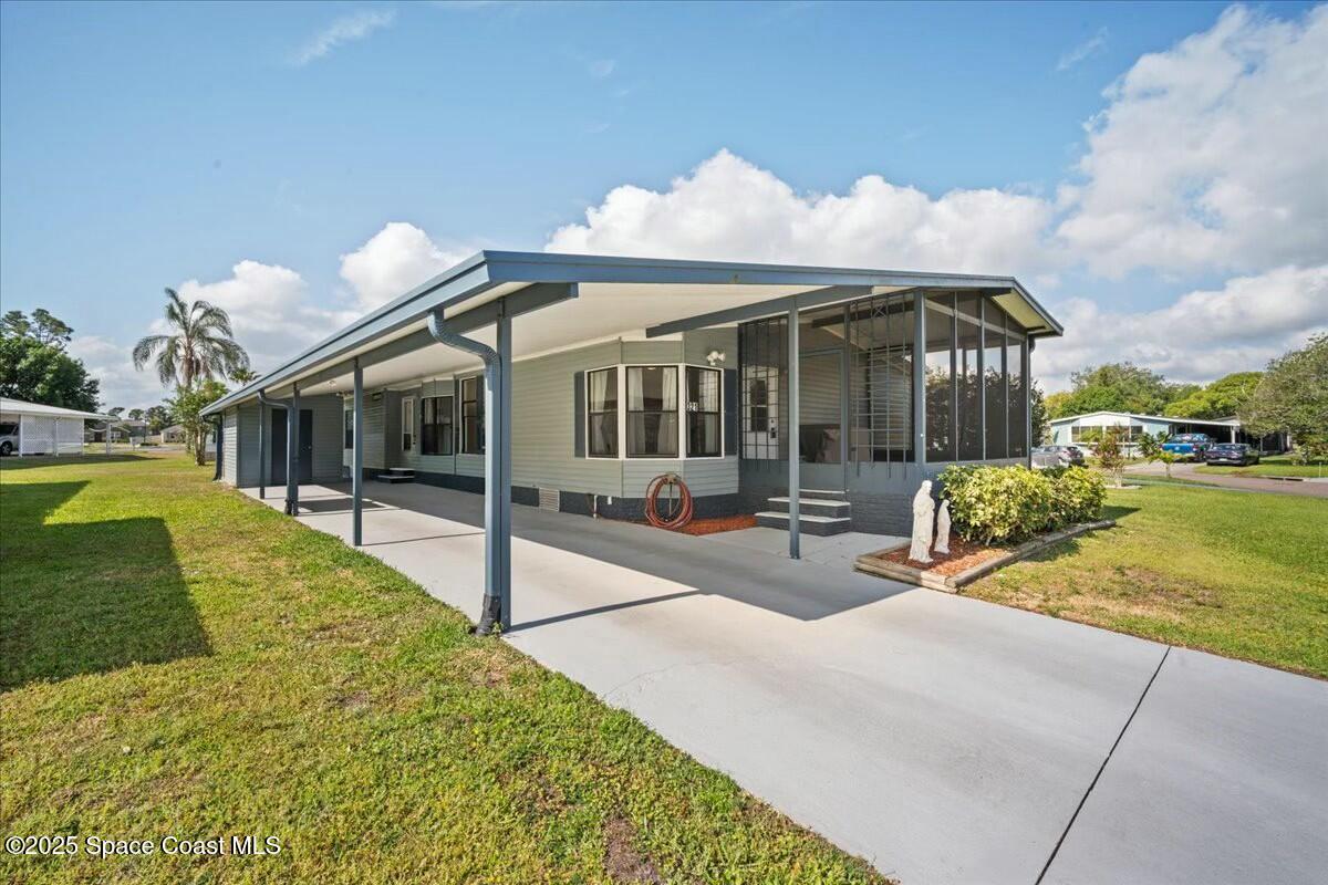 321 San Bernardo Drive