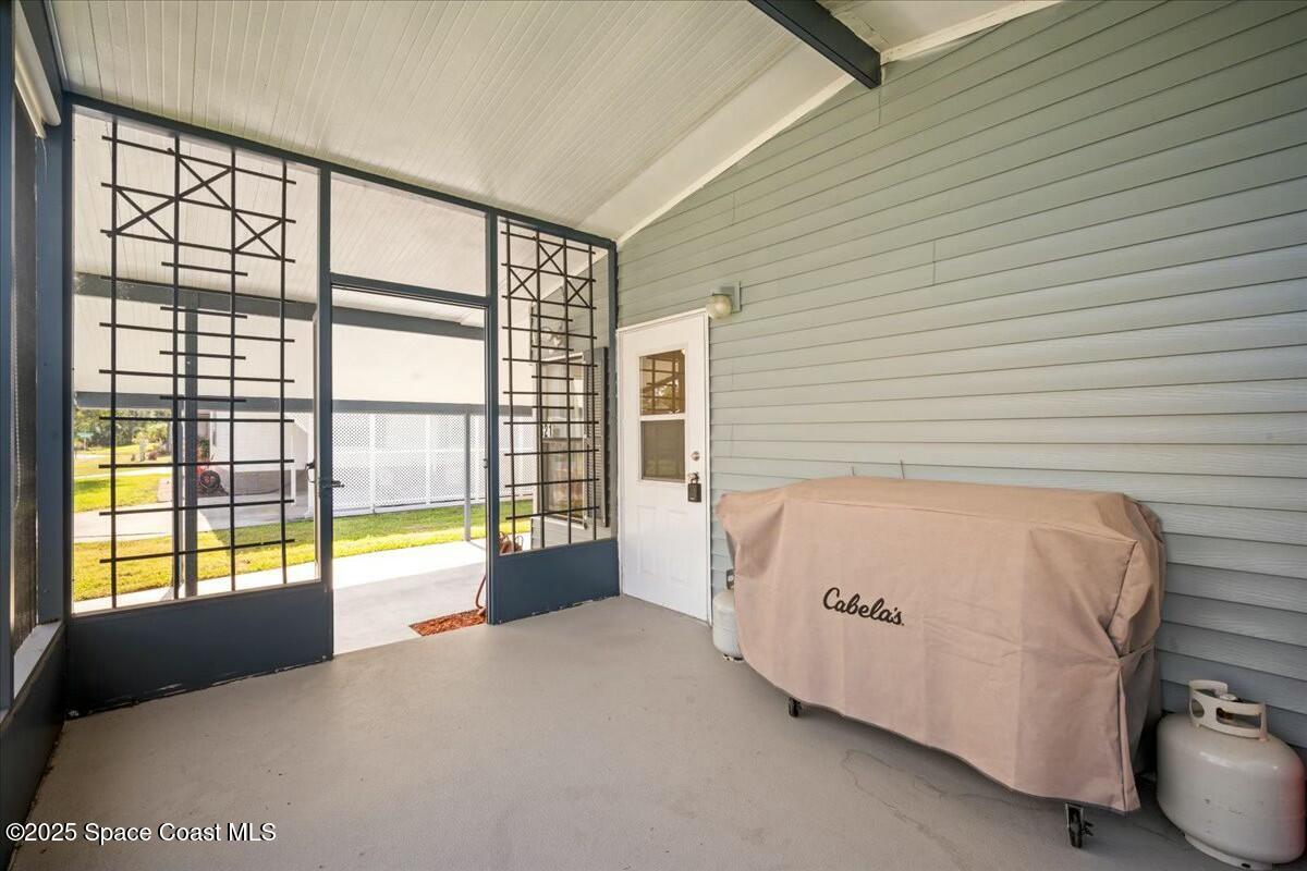 321 San Bernardo Drive