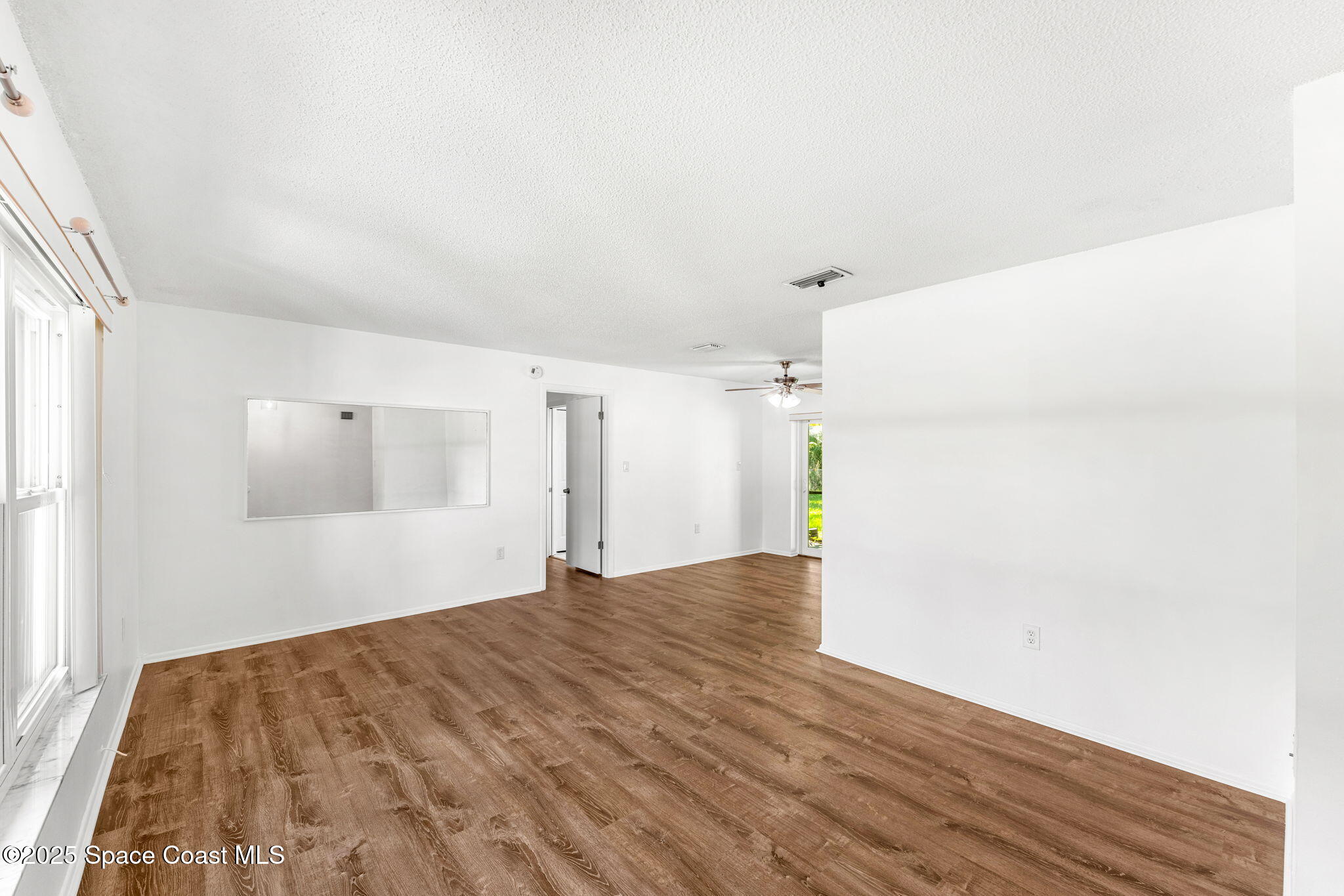 870 Brookson Avenue NW