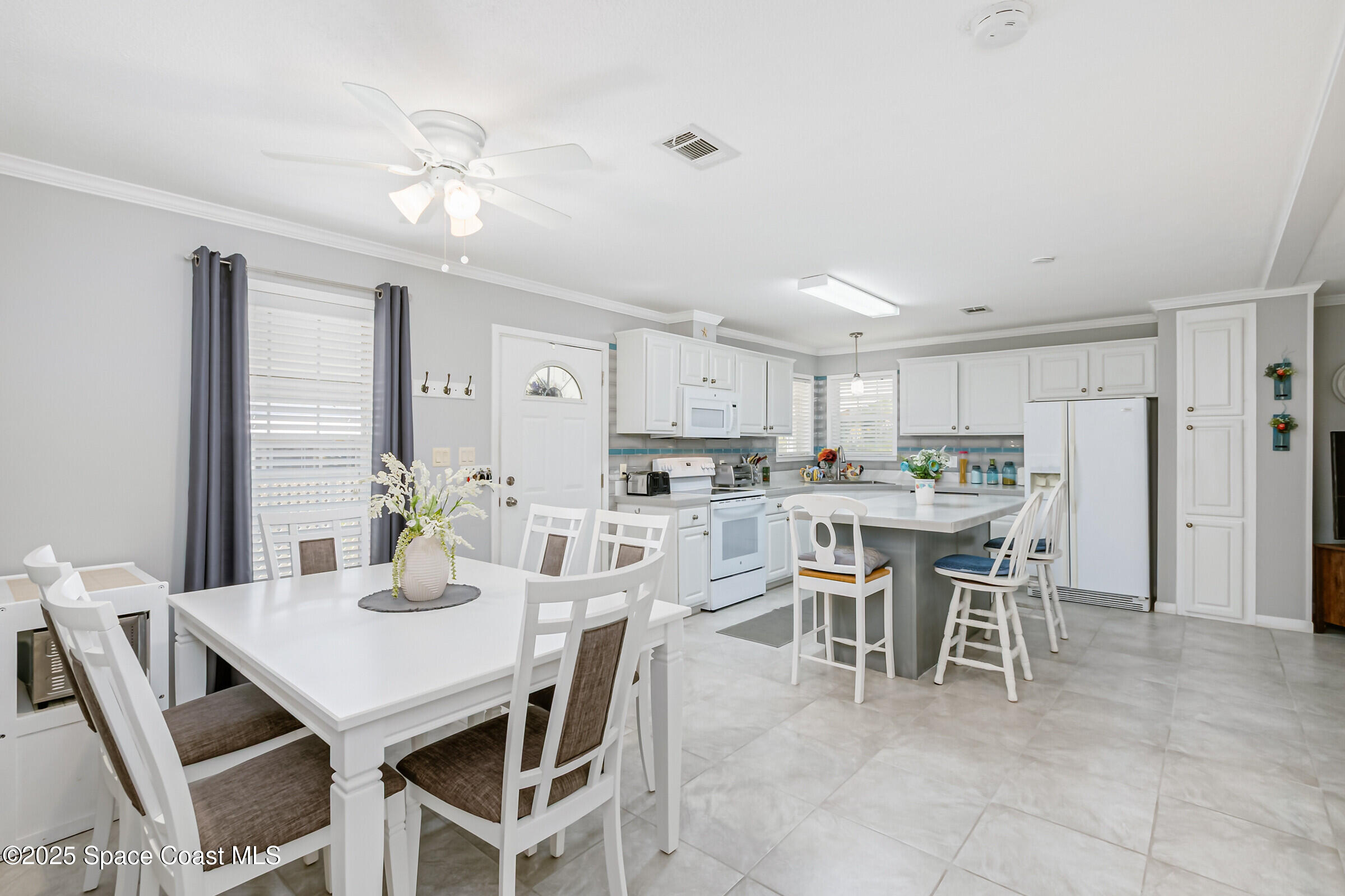 810 Wren Circle