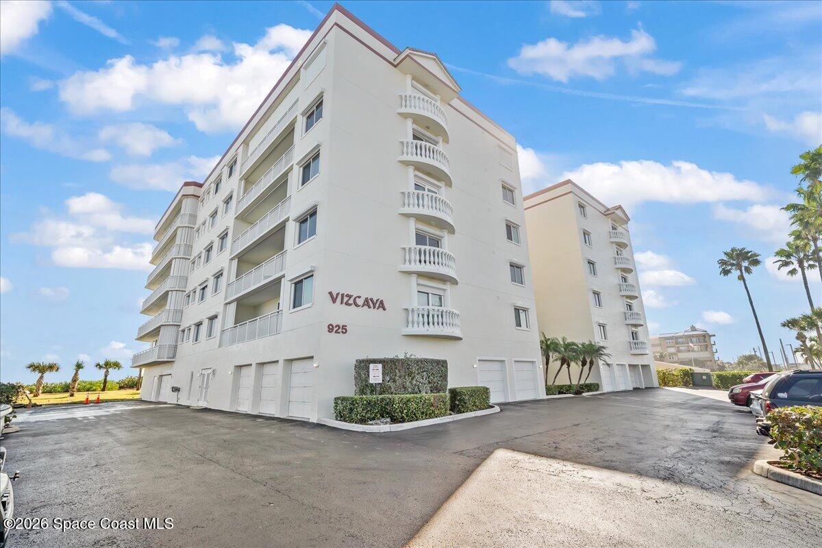 925 N Highway A1a 604