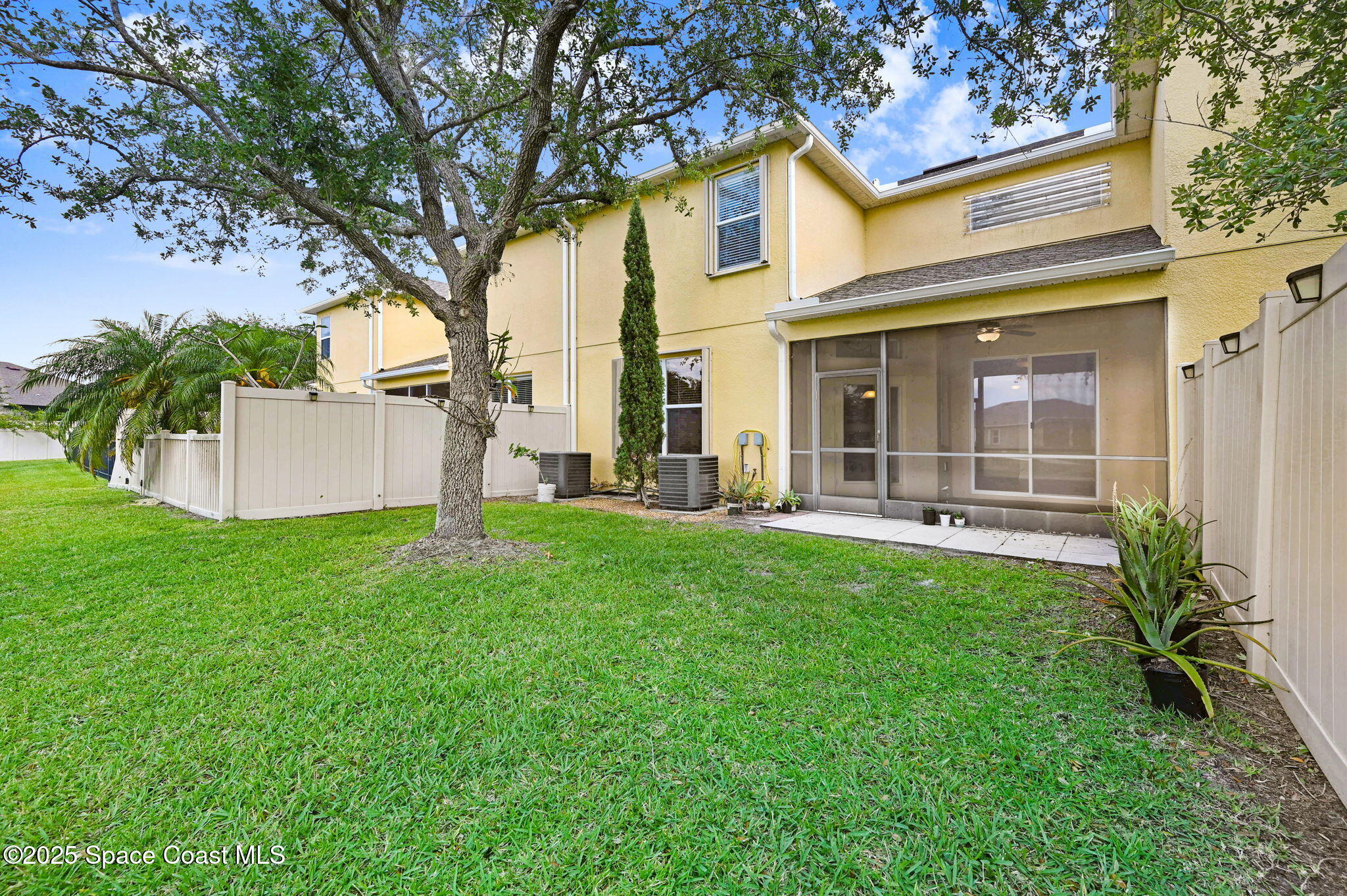 3202 Arden Circle