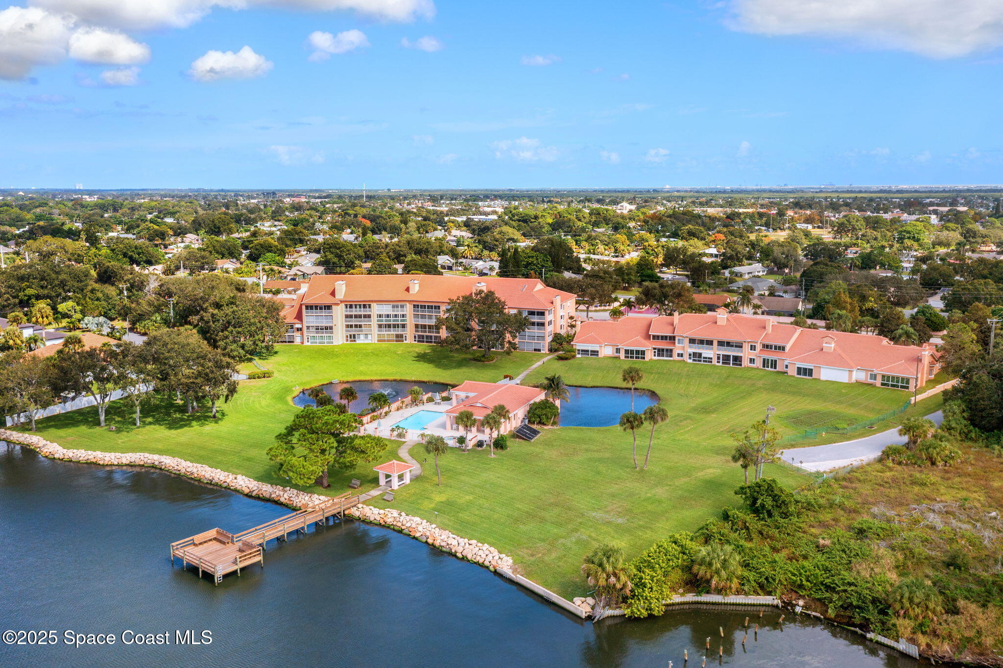 343 N Tropical Trail 404