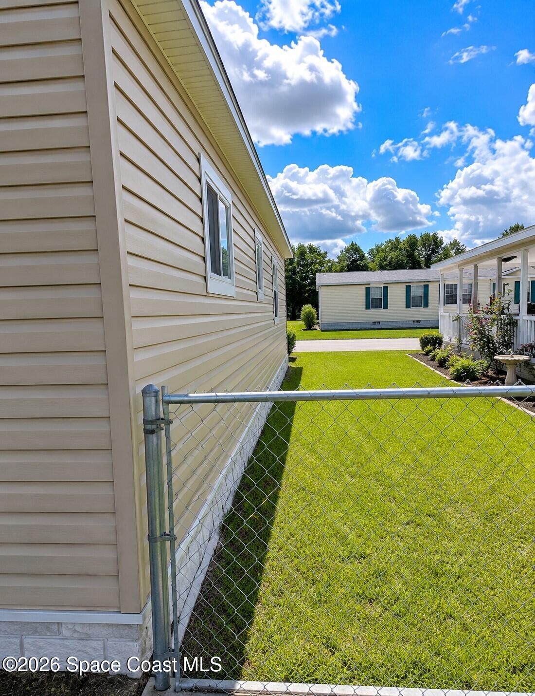 1109 Wren Circle E