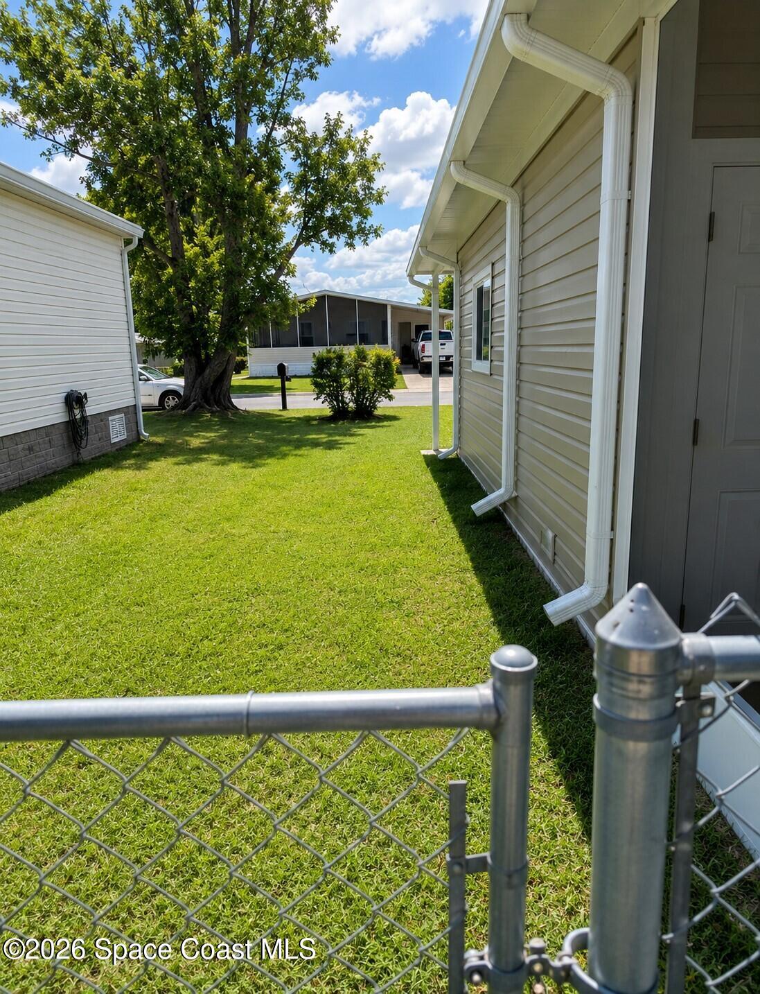 1109 Wren Circle E
