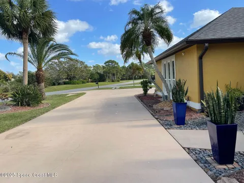MLS: 1043688