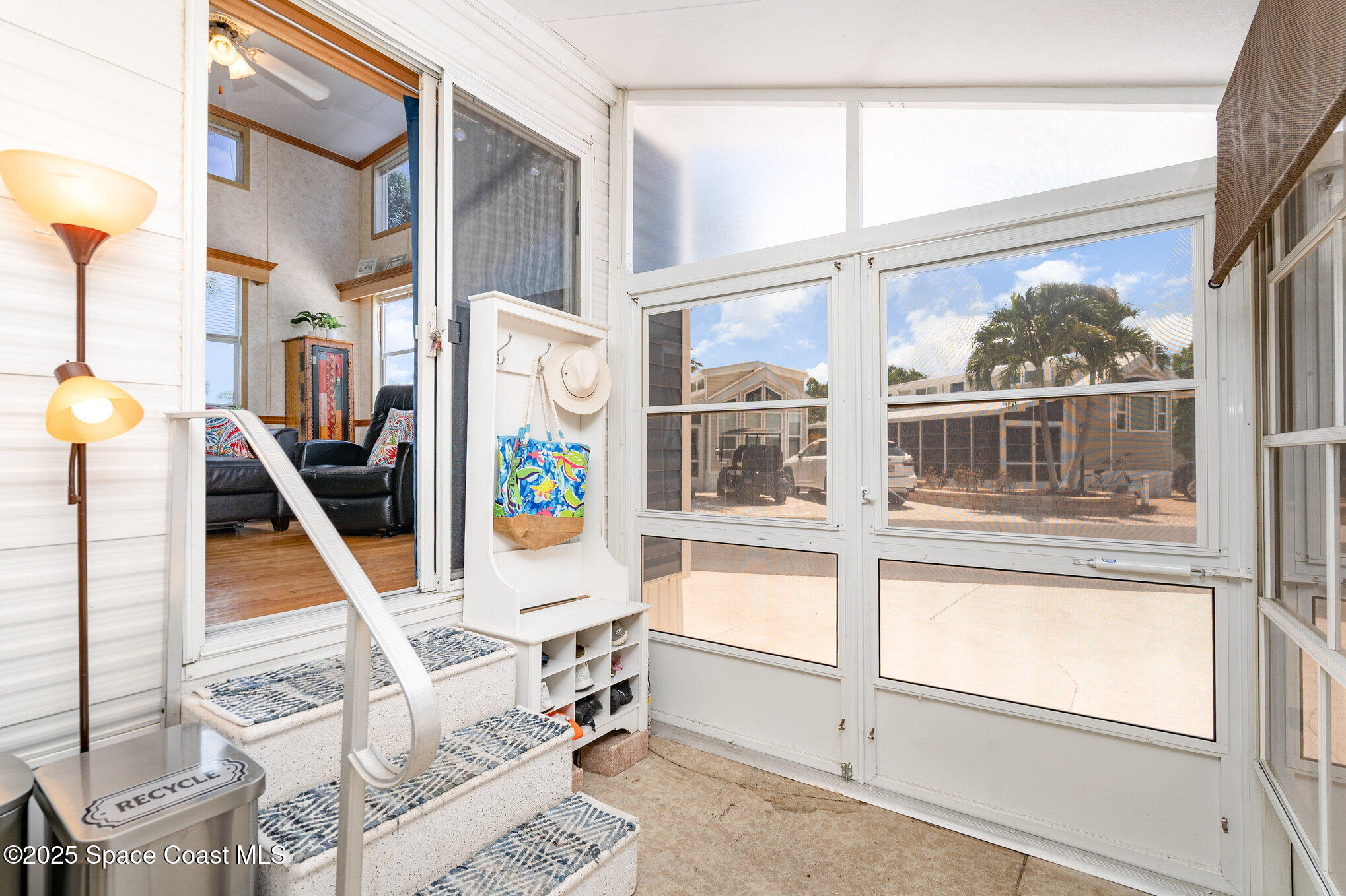 406 Pier Lane