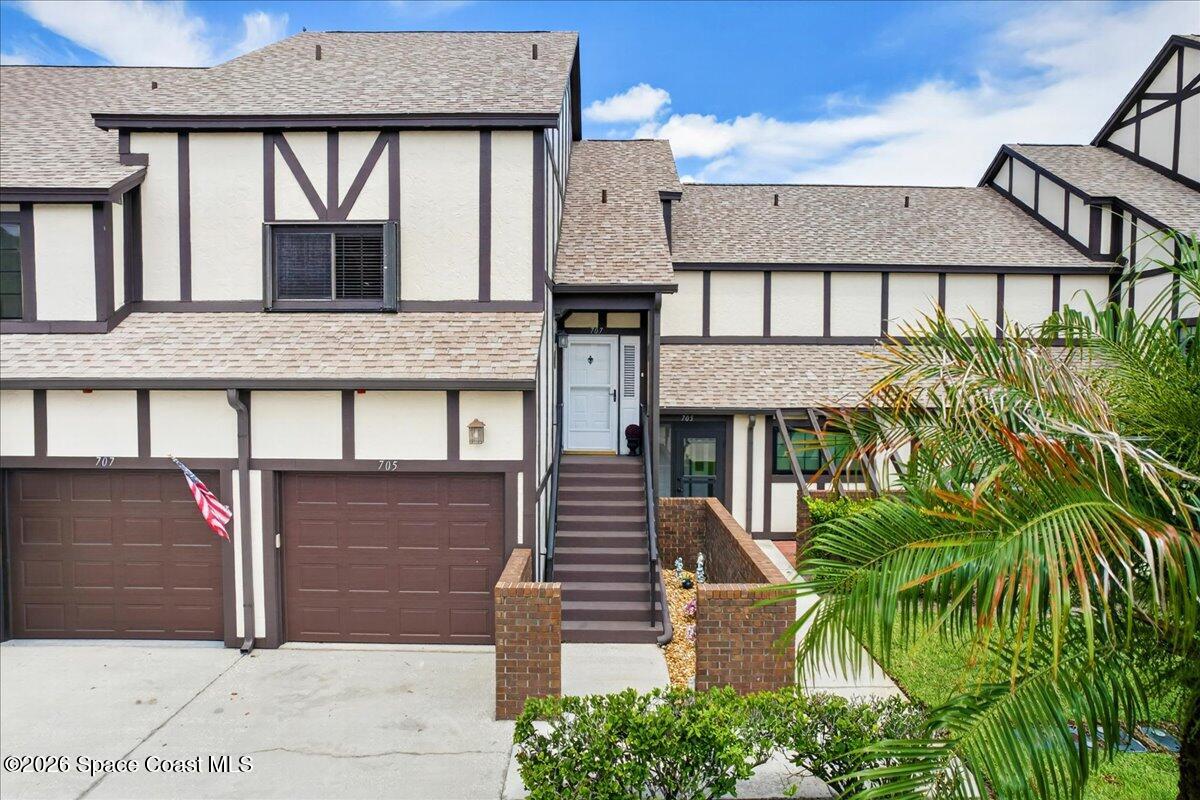 707 Greenwood Manor Circle