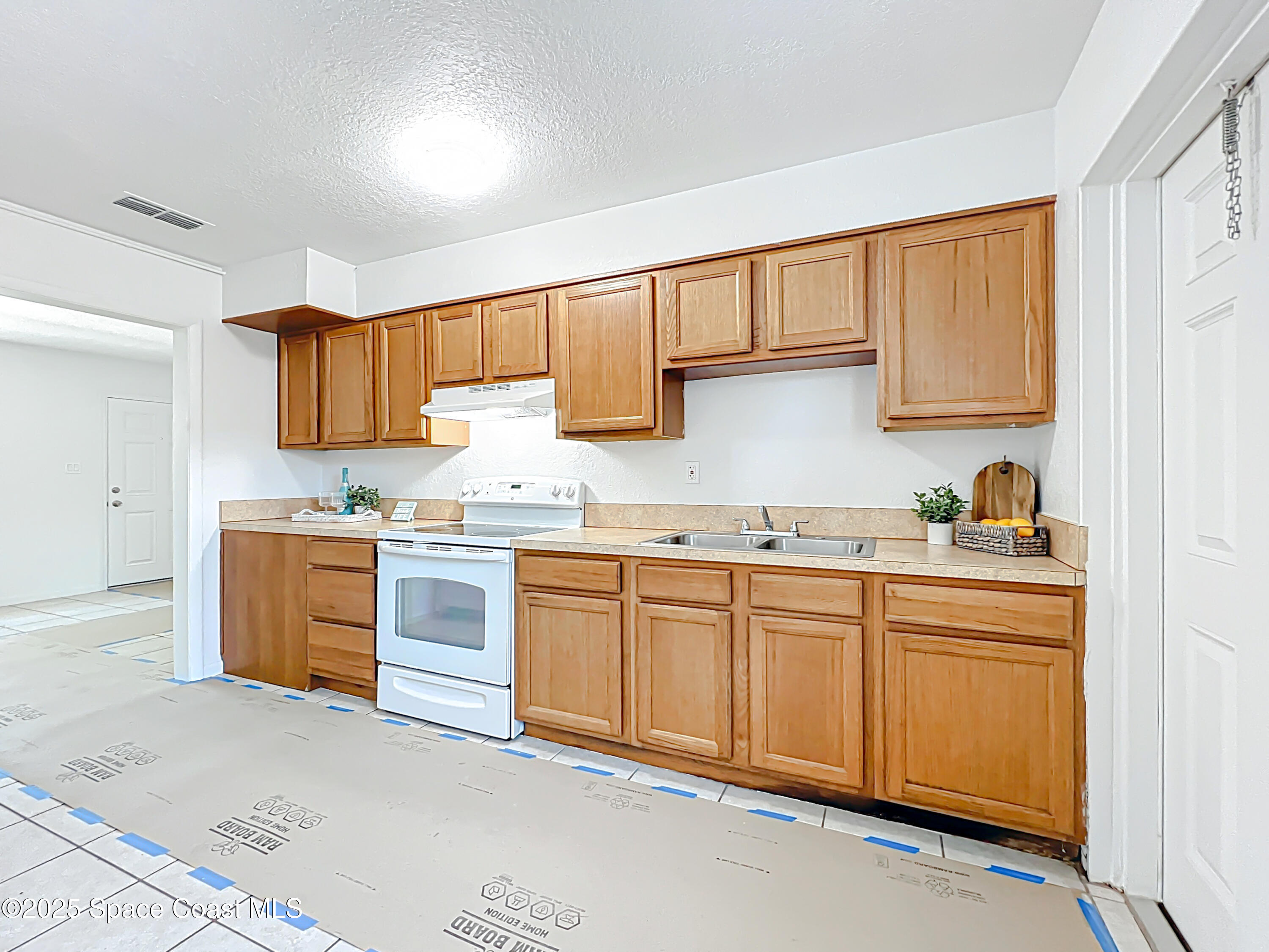 335 N Brevard Avenue