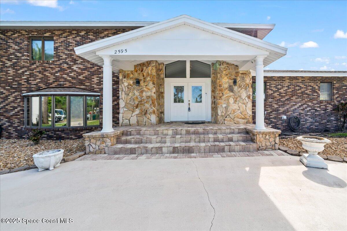 2595 Sand Castle Way