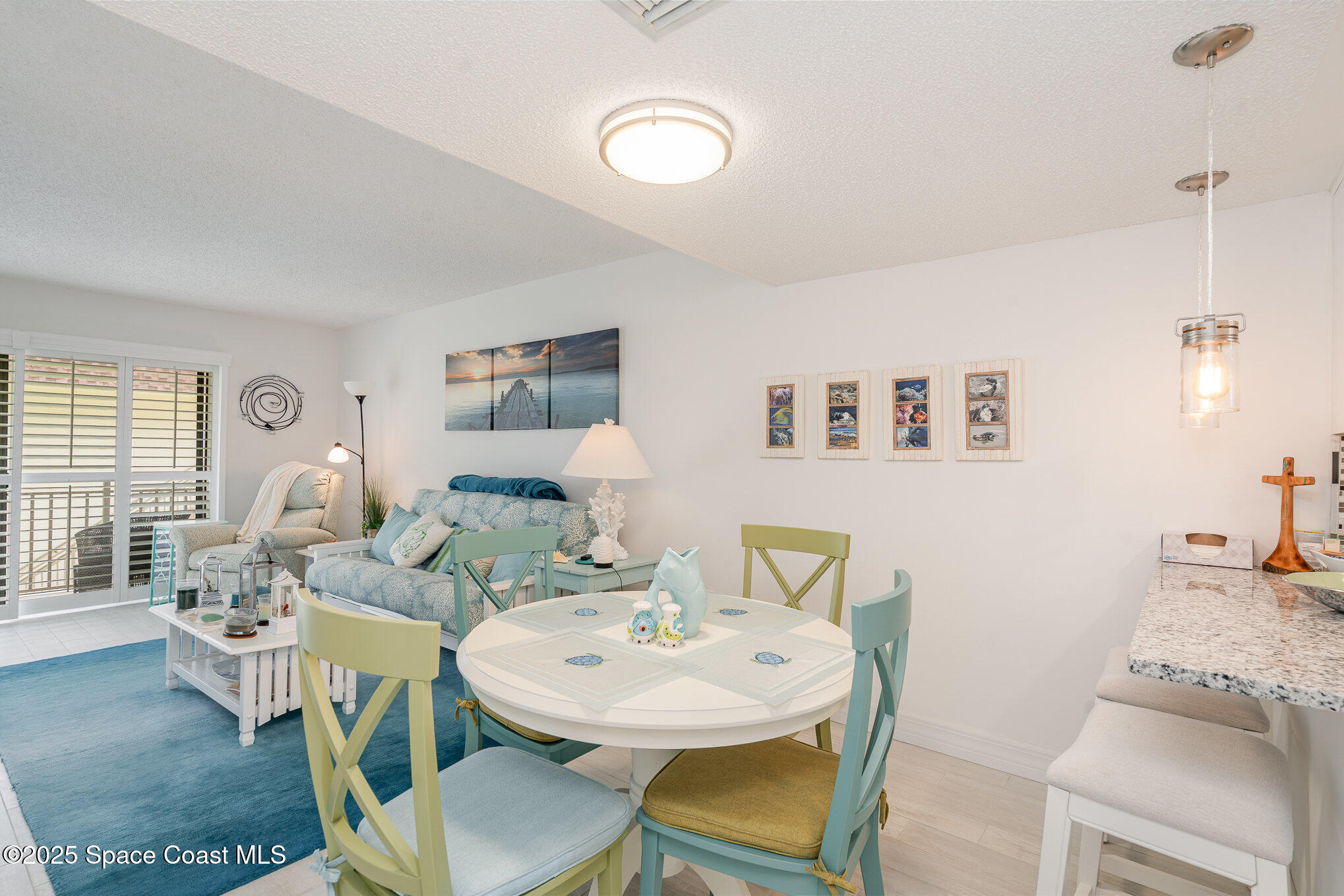 180 Paradise Boulevard 18022