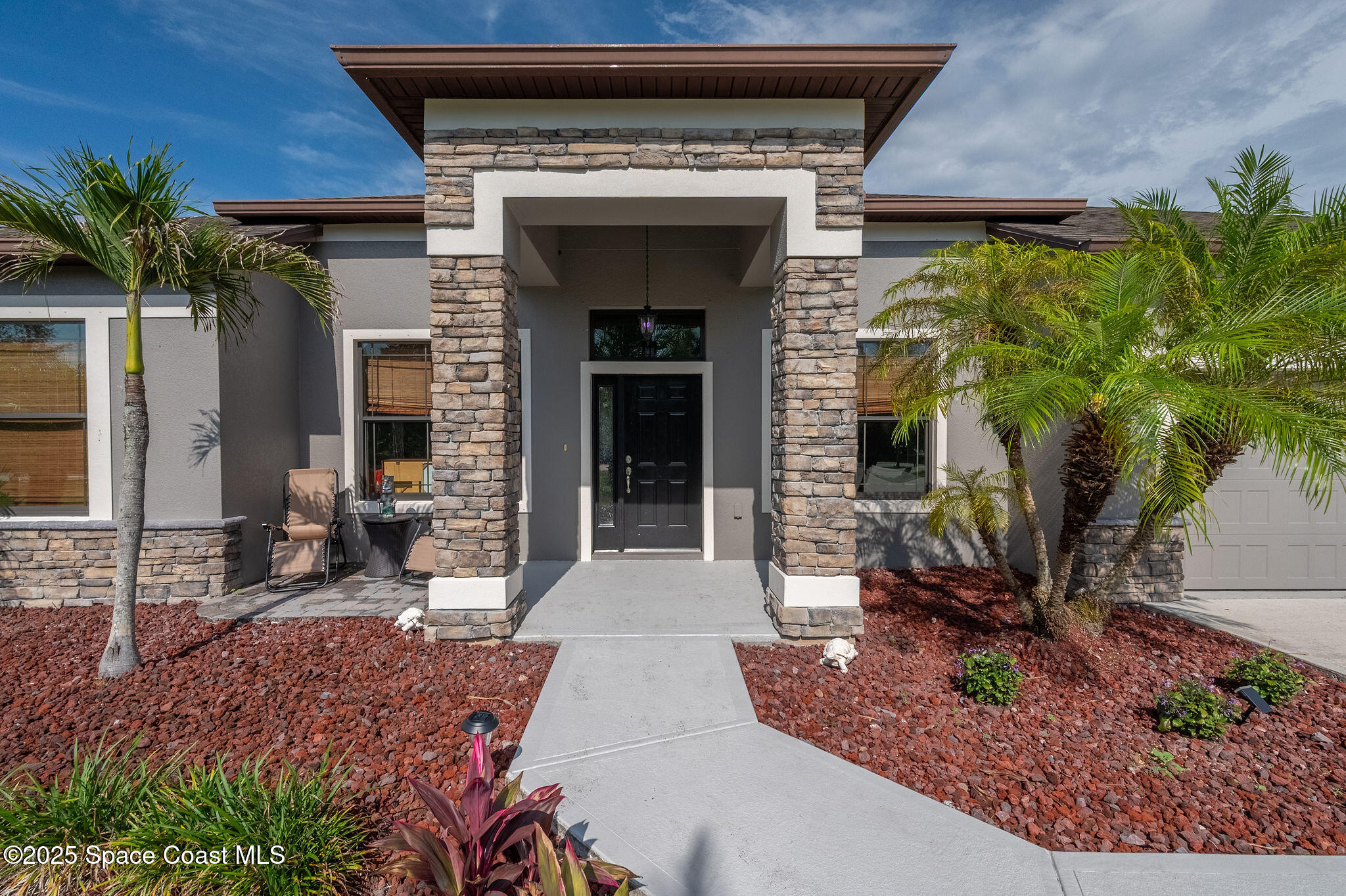 4725 Papaya Street