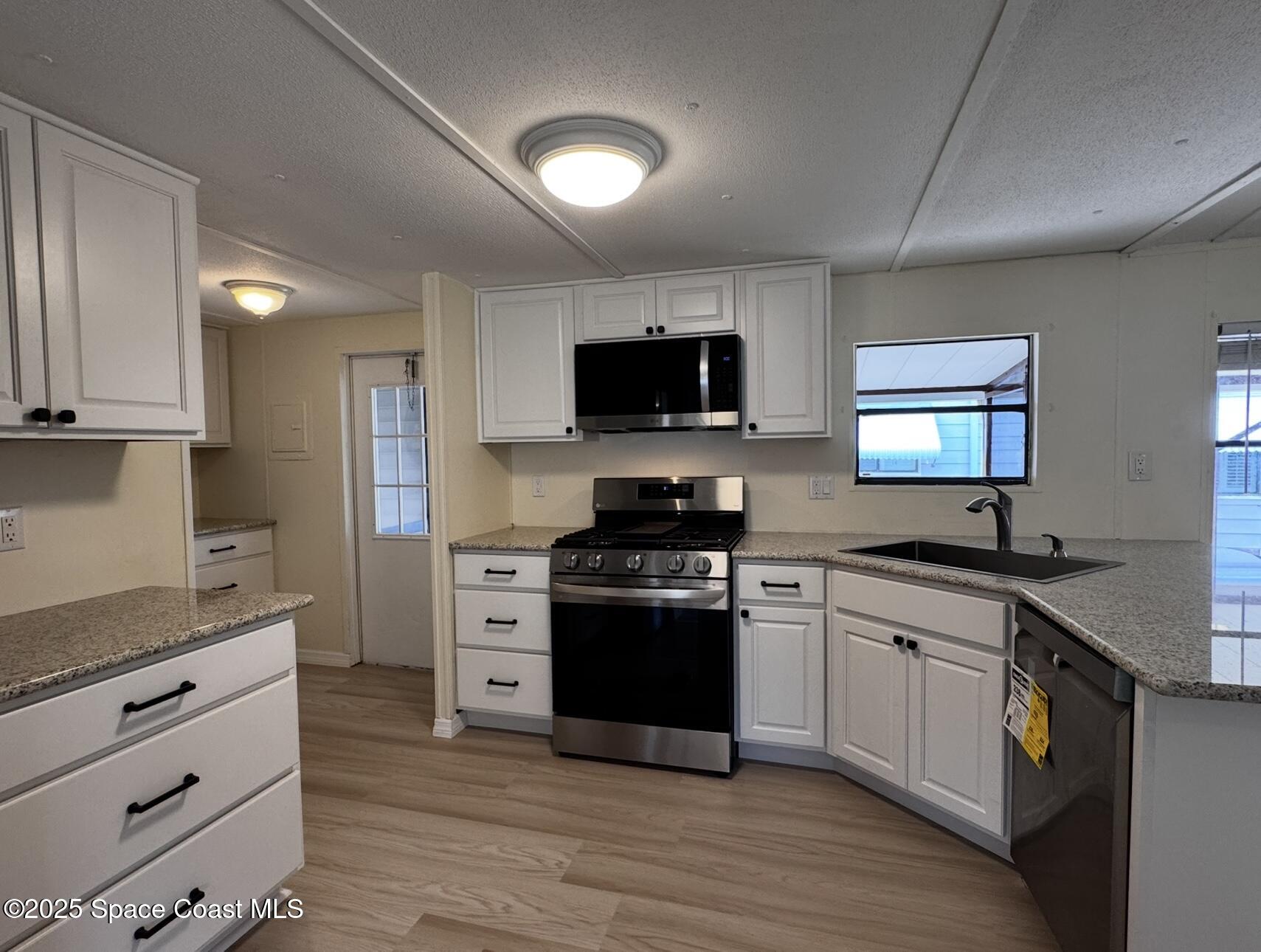 559 Tarpon Drive