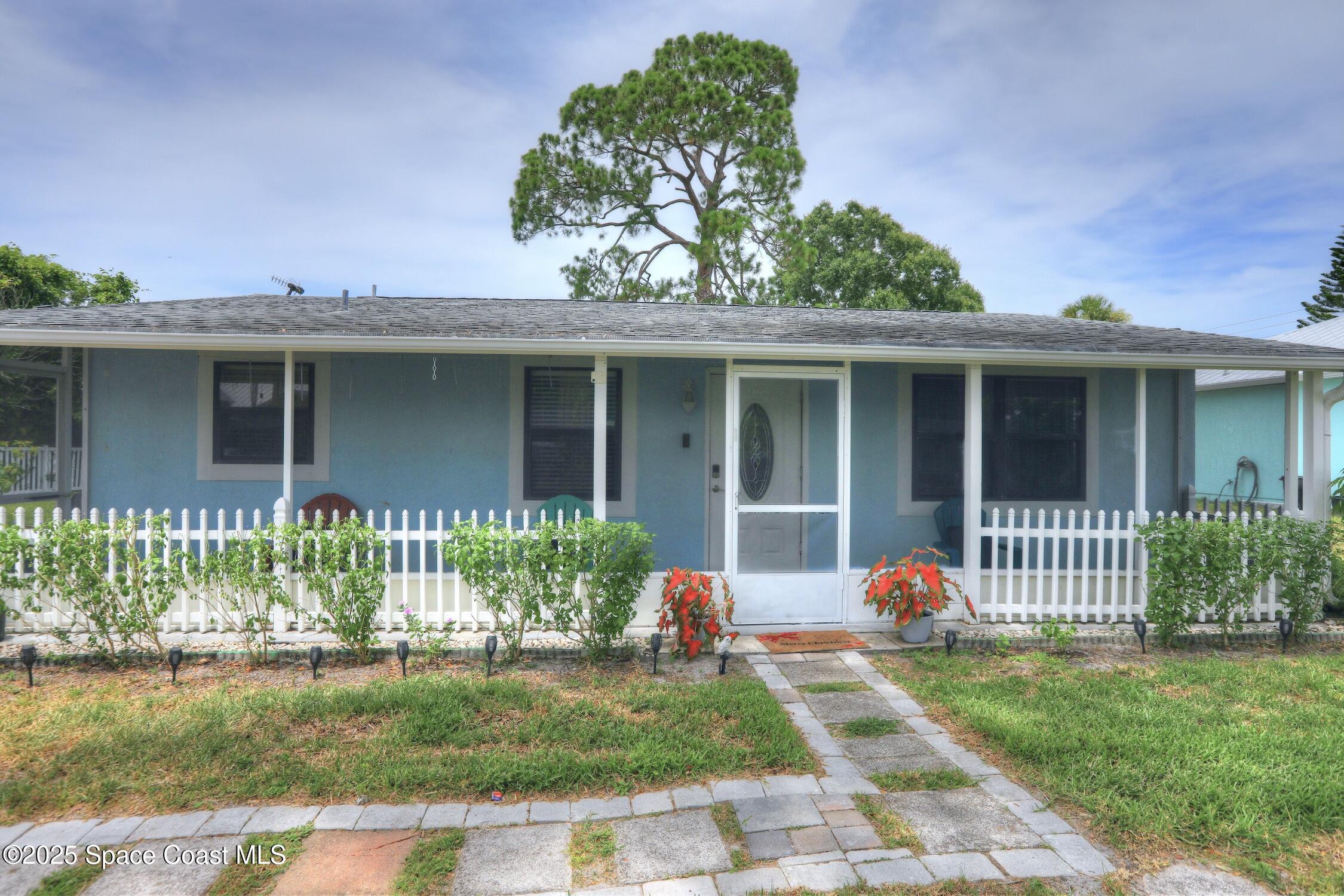 1594 Esterbrook Lane