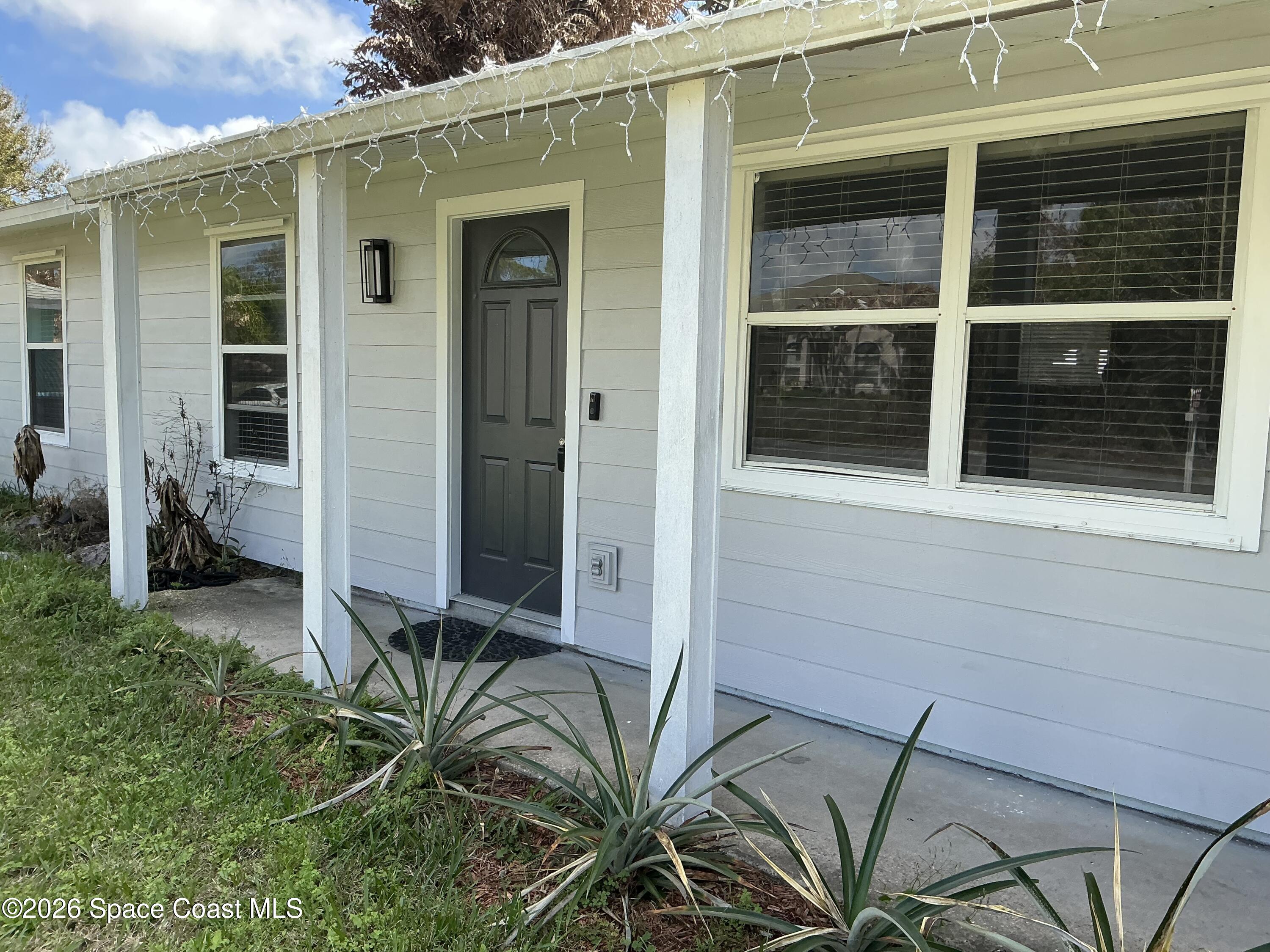 872 Autumn Street SE