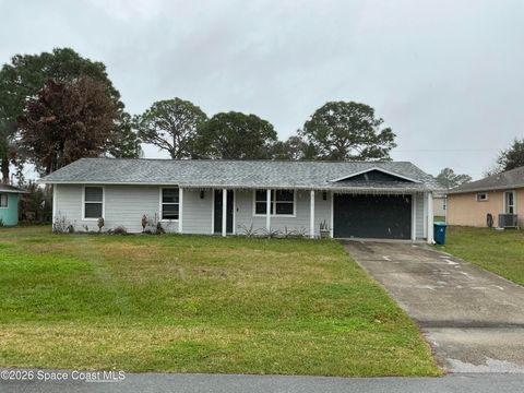 Property photo of 872 Autumn Street Se, Palm Bay, FL 32909