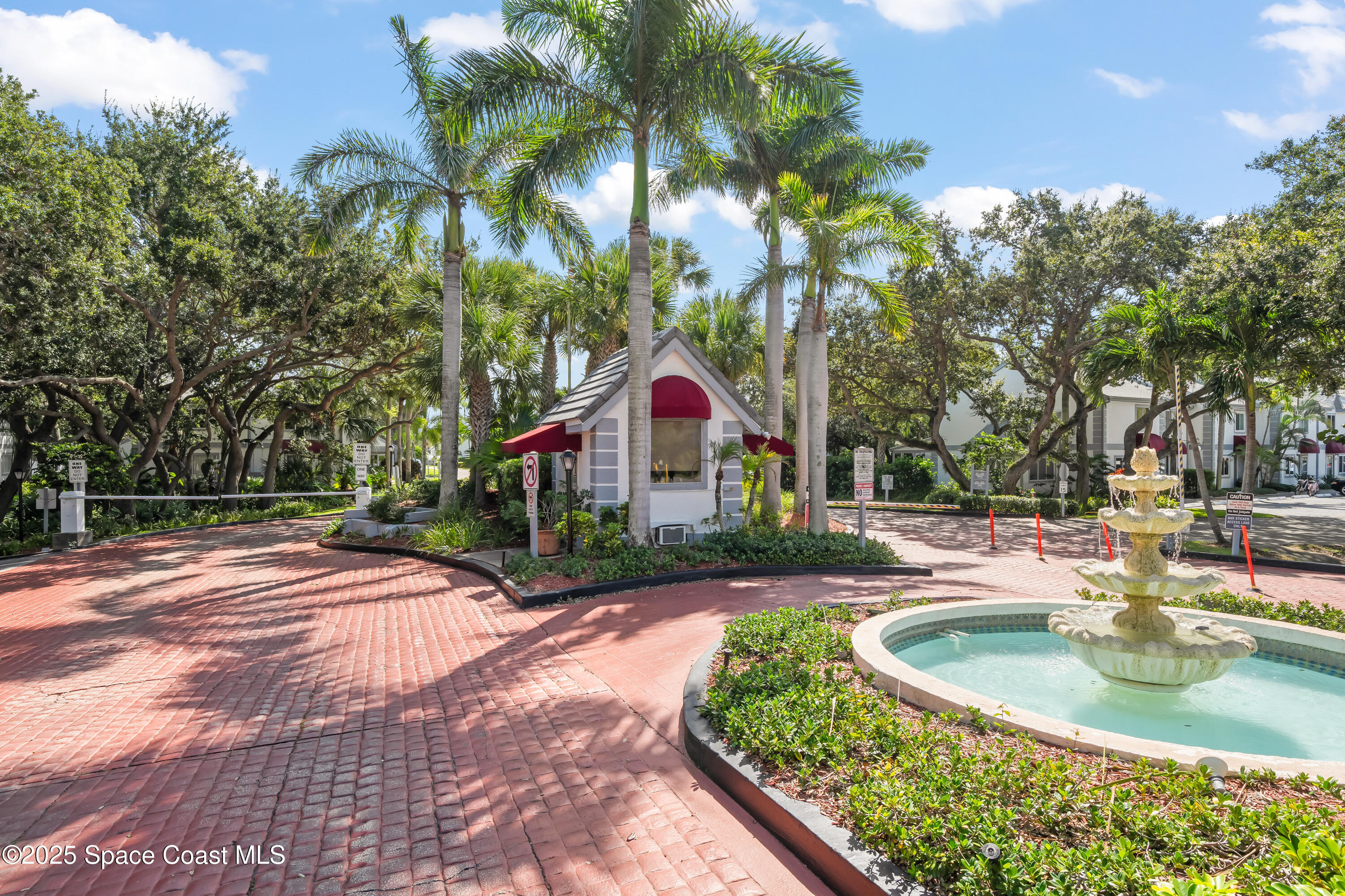 171 Seaport Boulevard 34