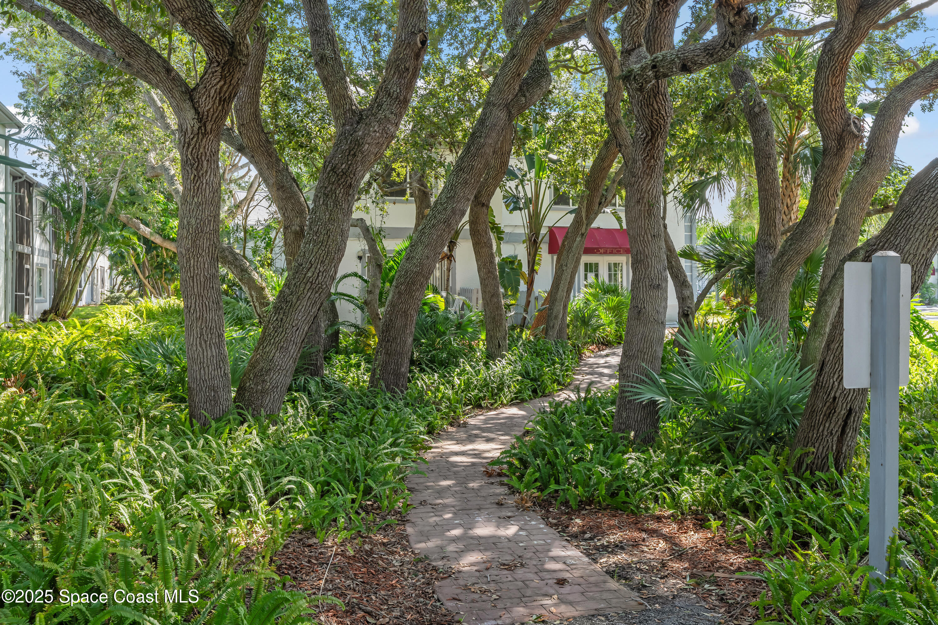 171 Seaport Boulevard 34