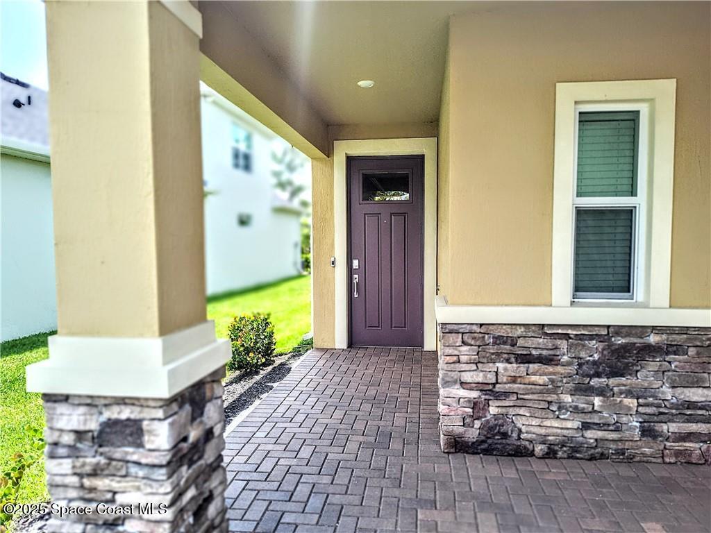 834 Antibes Court