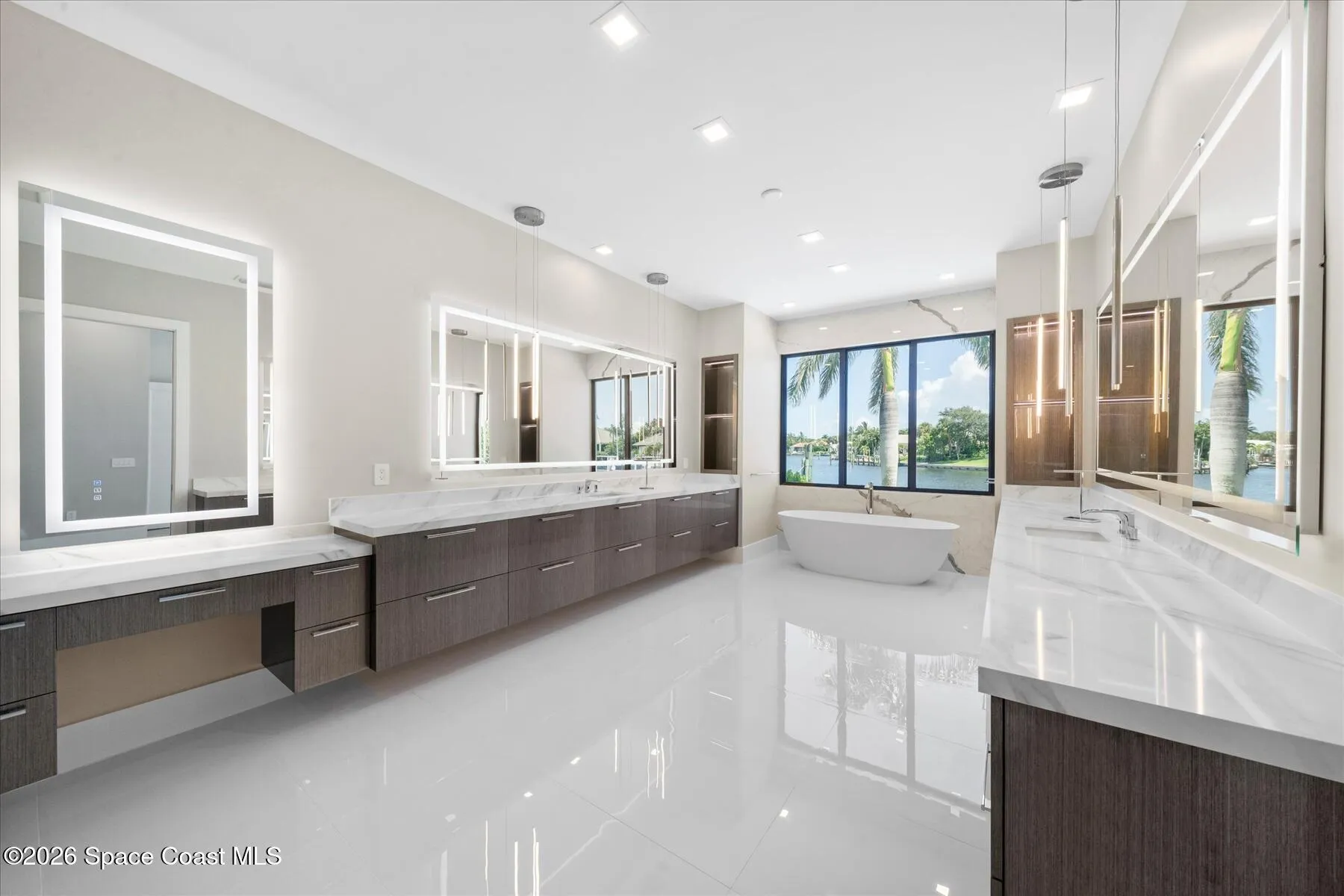 Vero Beach, Florida, 32963, United States, 4 Bedrooms Bedrooms, ,5 BathroomsBathrooms,Residential,Active,2009786